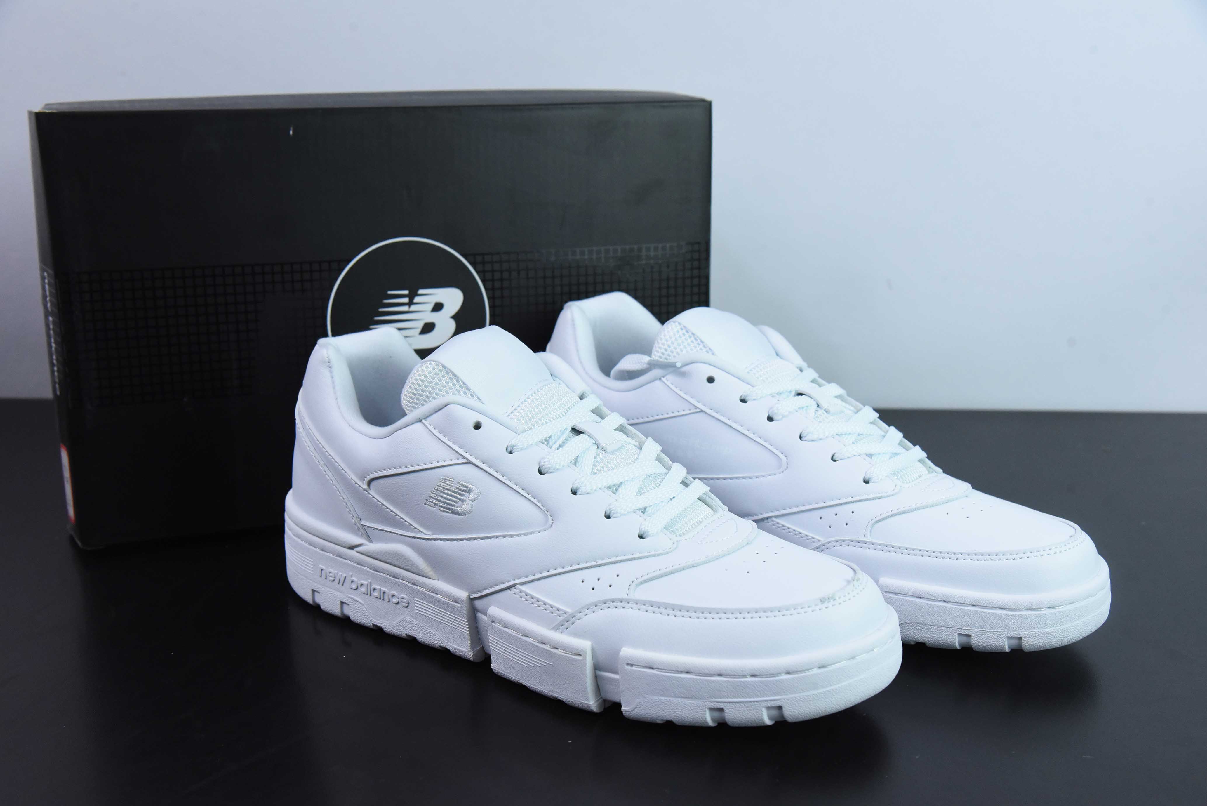 NB 뉴발란스 NB550 V2 시리즈 클래식 레트로 로우탑 캐주얼 스포츠 농구화 시리즈 아이템 번호 : CTJSC1 사이즈 : 36-45