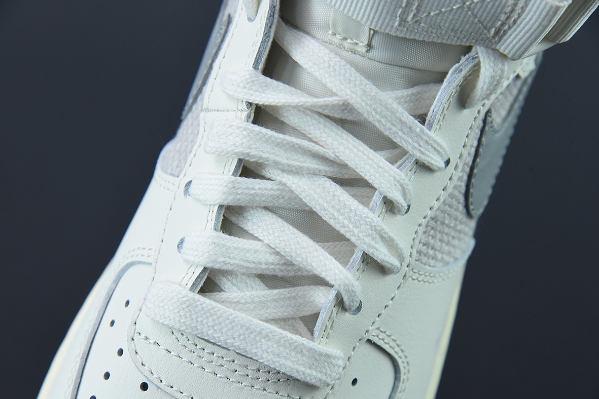 나이키 에어 포스 1 하이 07 빈티지 세일 빈티지 크림 아이템 번호: DM0209 100 사이즈: 36-44