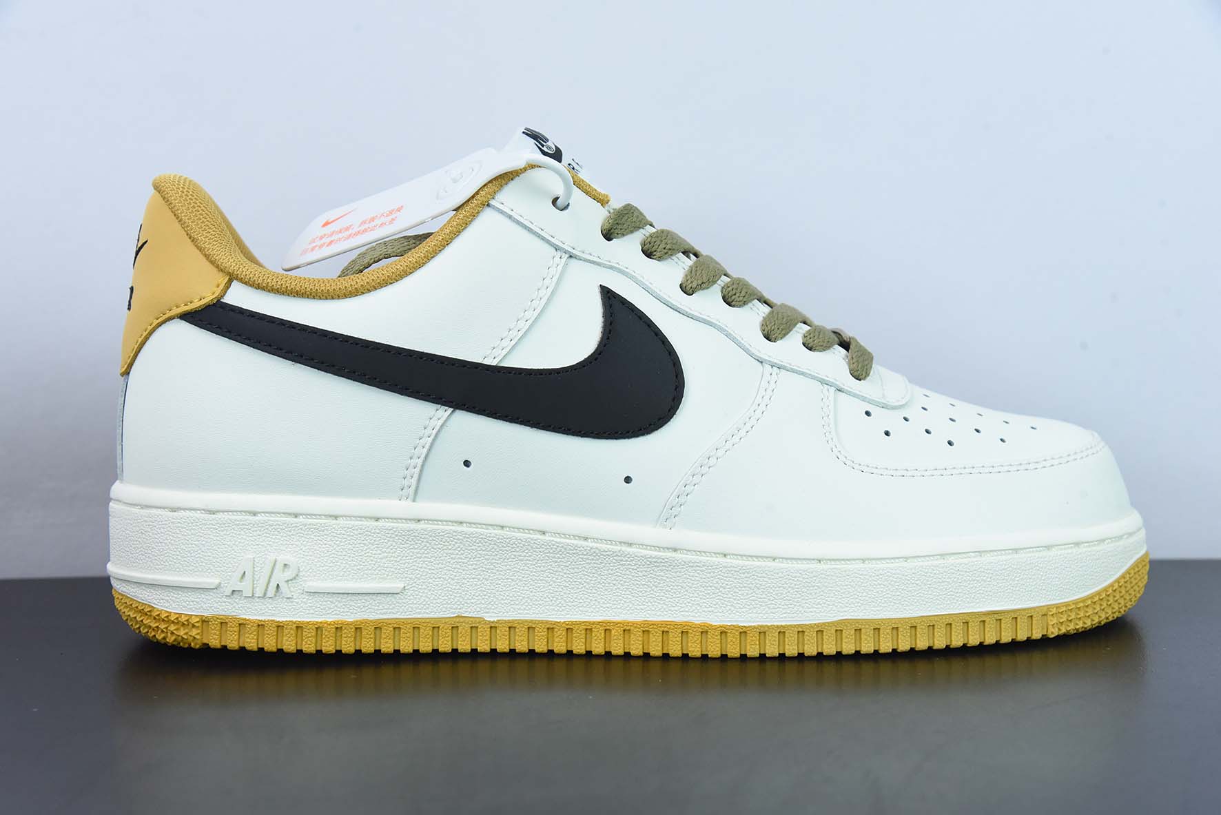 나이키 에어 포스 1 로우 07 베이지 그린 로우탑 에어 포스 1 캐주얼화 아이템: DD3063-066 사이즈: 36 -44