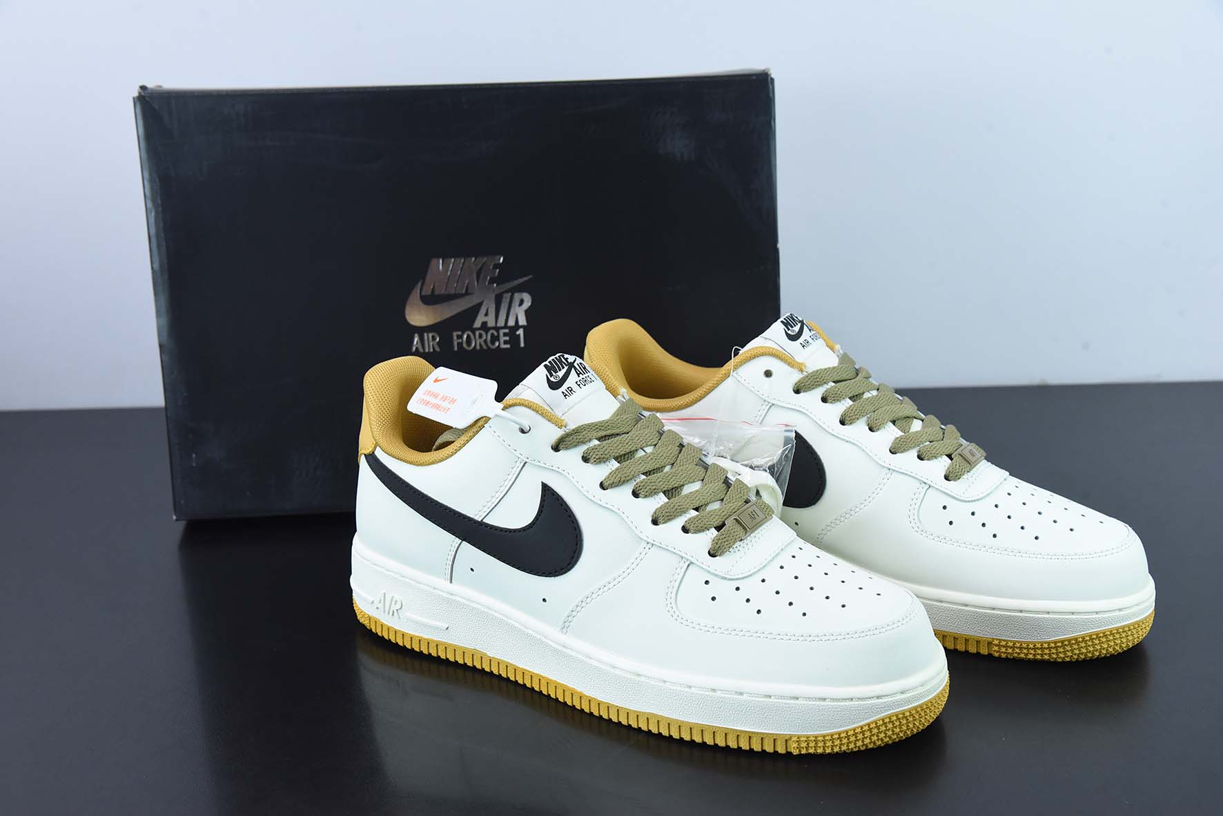 나이키 에어 포스 1 로우 07 베이지 그린 로우탑 에어 포스 1 캐주얼화 아이템: DD3063-066 사이즈: 36 -44