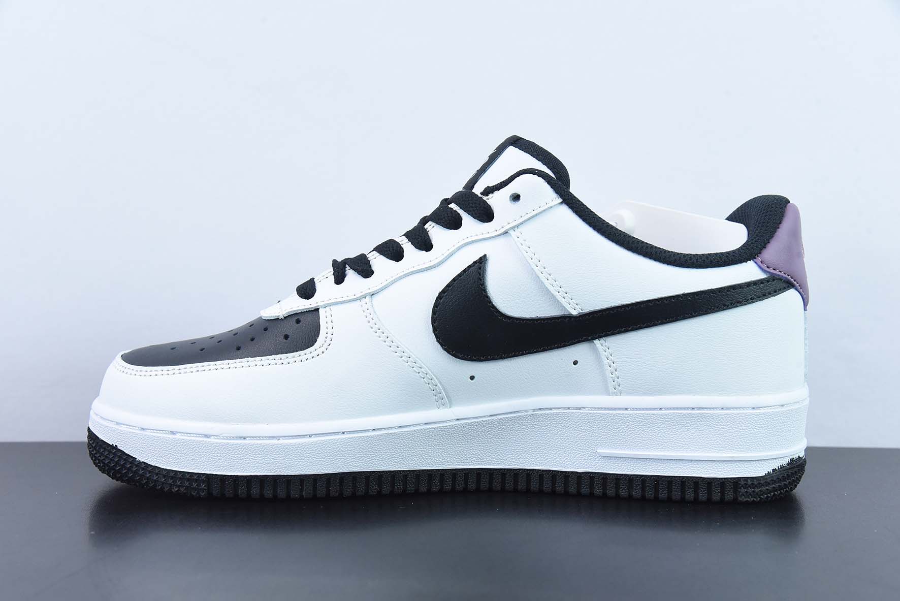 나이키 에어 포스 1 로우 07 아키라 레이싱 에어 포스 1 캐주얼 보드숏 아이템: DE6897-112 사이즈: 36-44