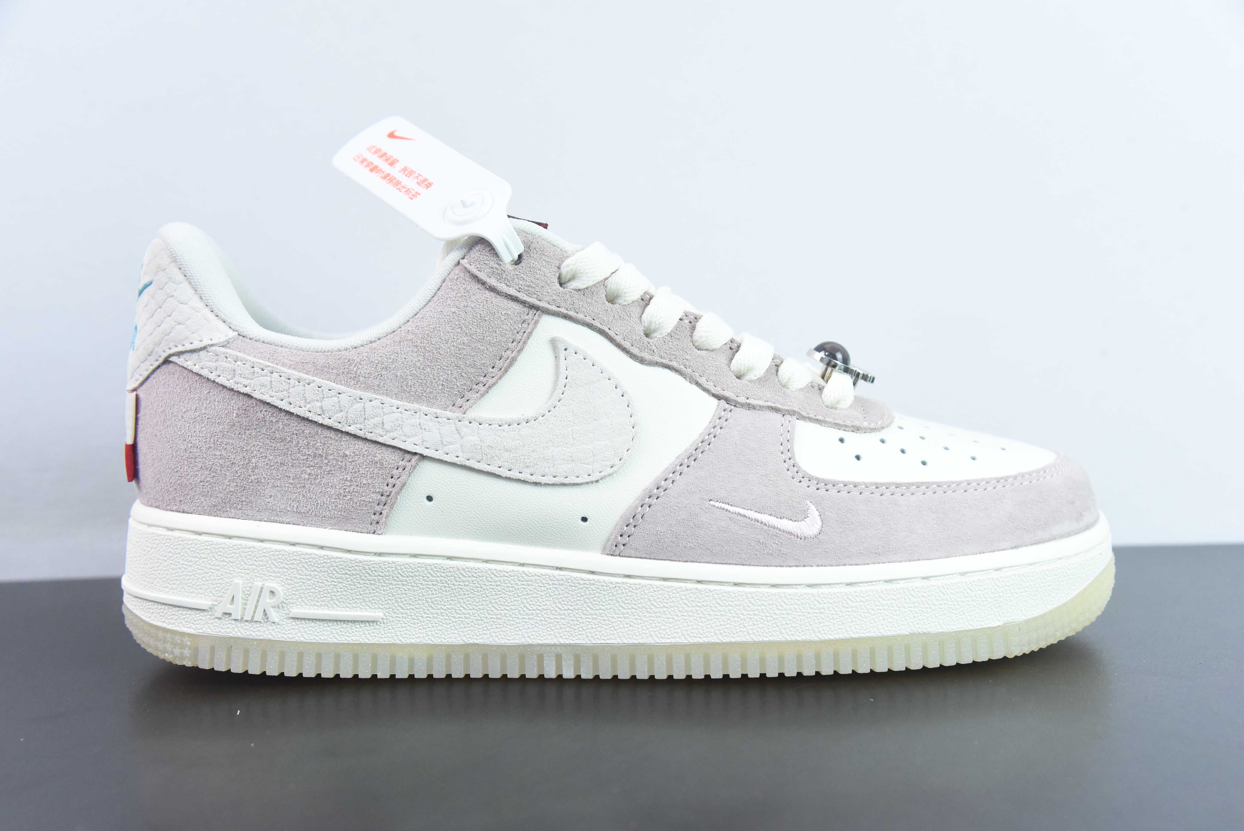 나이키 에어 포스 1 AF1 에어 포스 1/로우탑 화이트 핑크 젬스톤 제품 번호: FZ5066-111 사이즈: 36-44