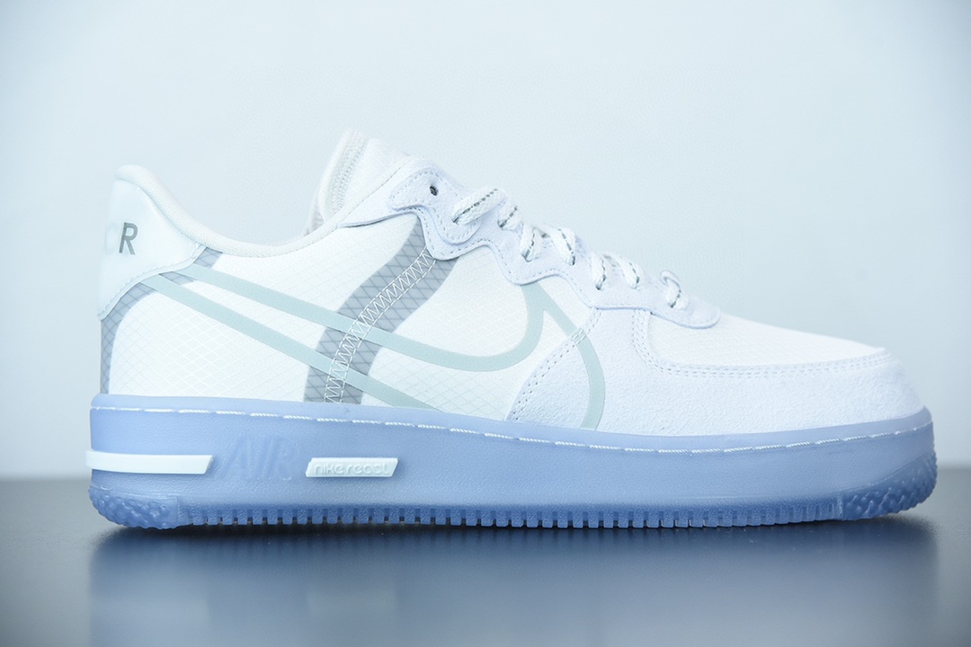 에어 포스 1 리액트 아이스 블록 본 화이트 아이스 블루 최강의 버전 아이템: CQ8879-100 사이즈: 36-44