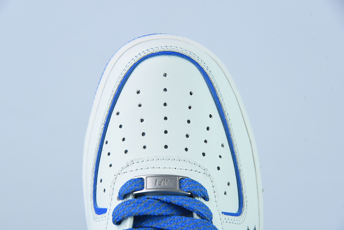 MLB x 에어 포스 1 07 로우 MLB 공동 브랜드 - 블루 스타즈 에어 포스 1 로우 탑 아이템 번호: BS8806-522 사이즈: 36-44