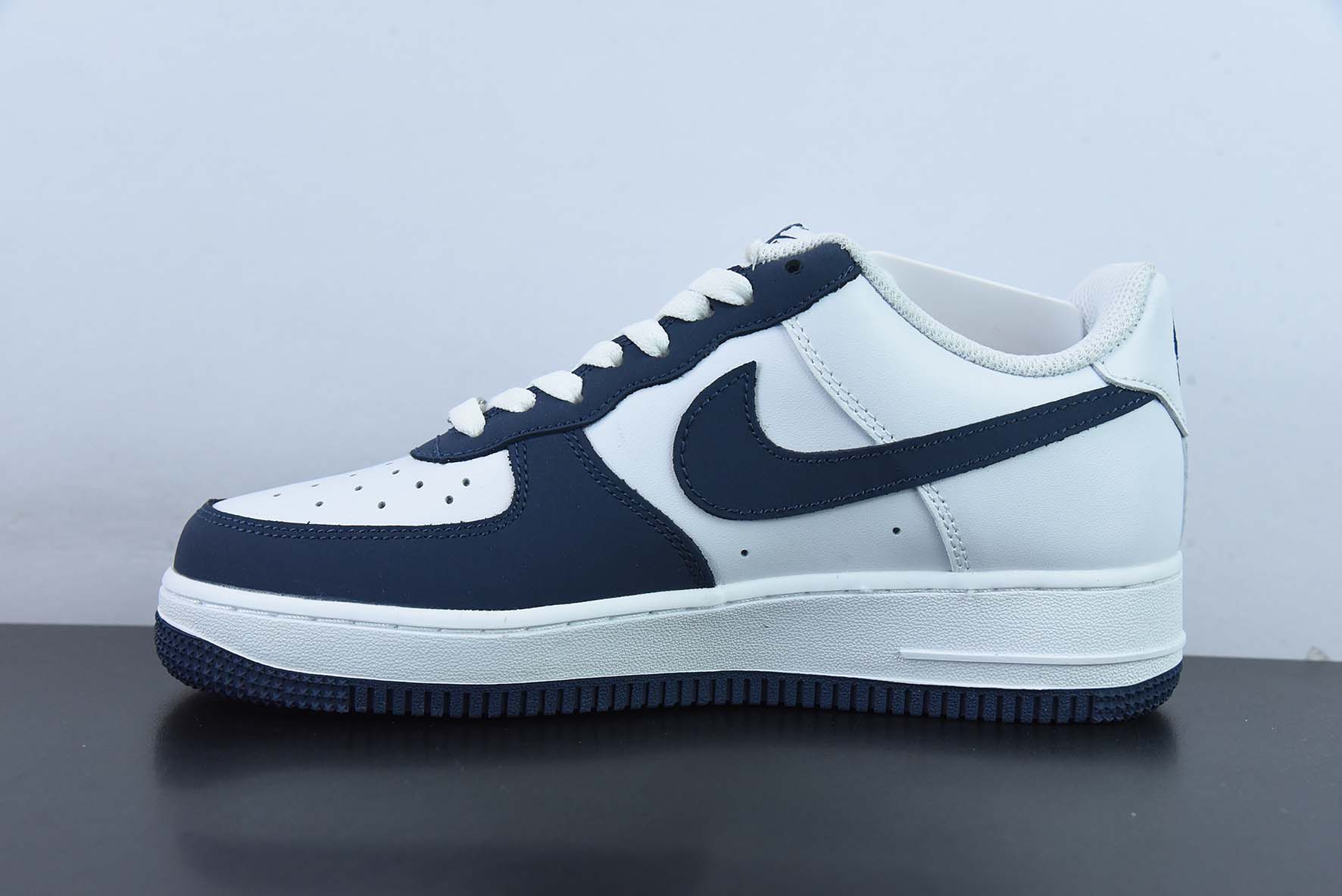 나이키 에어 포스 1 07 로우 조지타운 에어 포스 원 로우 탑 스니커즈 캐주얼 스니커즈 아이템 번호 . .823-003사이즈: 36-44