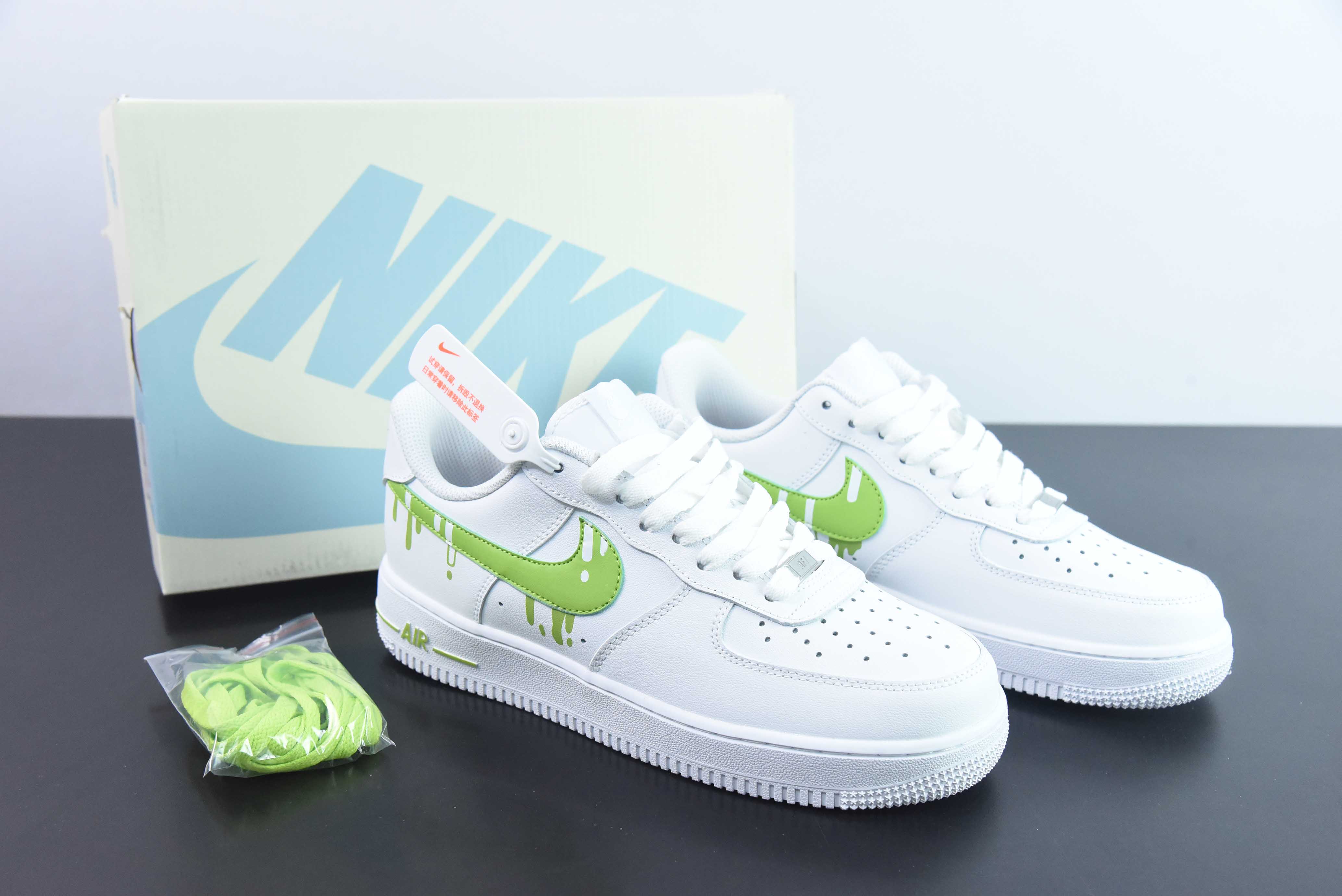 Nk 에어 포스 107 로우 에어 포스 1 로우탑 캐주얼 슈즈 아이템 번호: CW2288-009 사이즈: 36-44