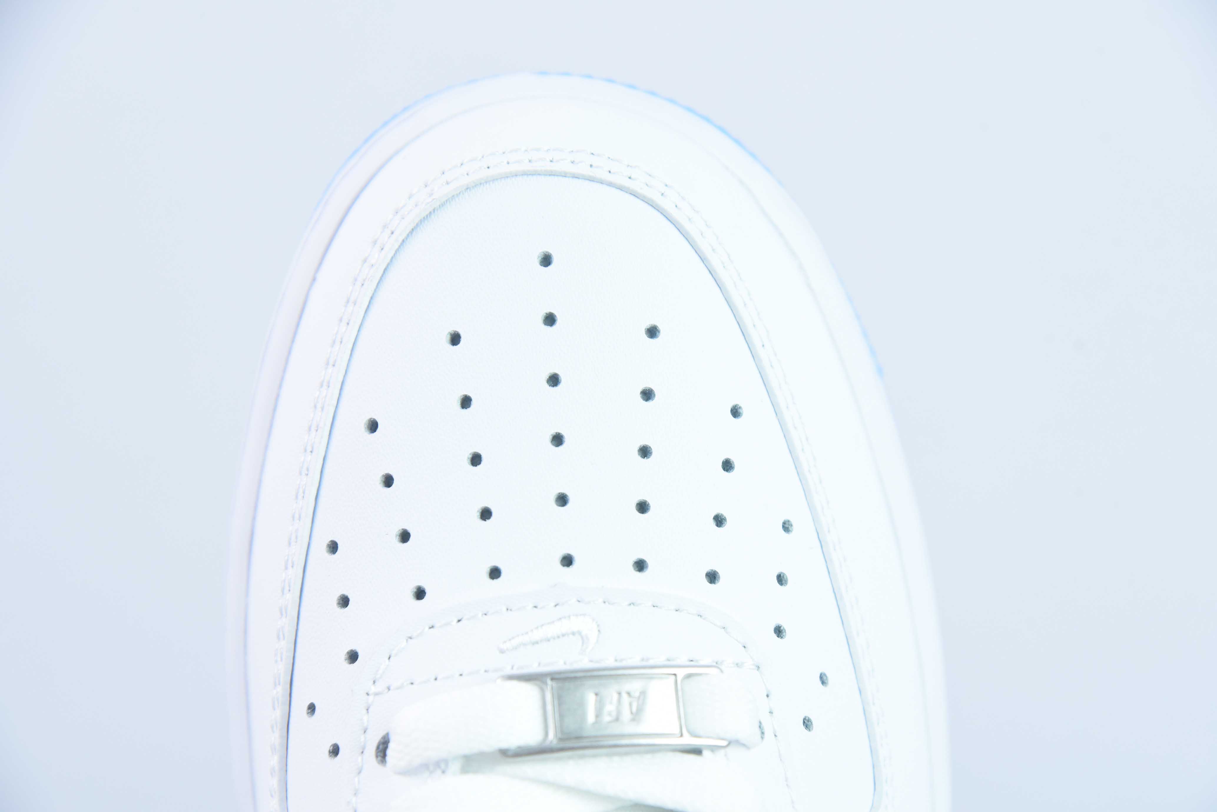 NK 에어 포스 1 에어 포스 원 배송? NK 에어 포스 1 에어 포스 1 신발은 세계 최초의 제품입니다. 신발 공식 품목: DV0788-101 사이즈: 36-44