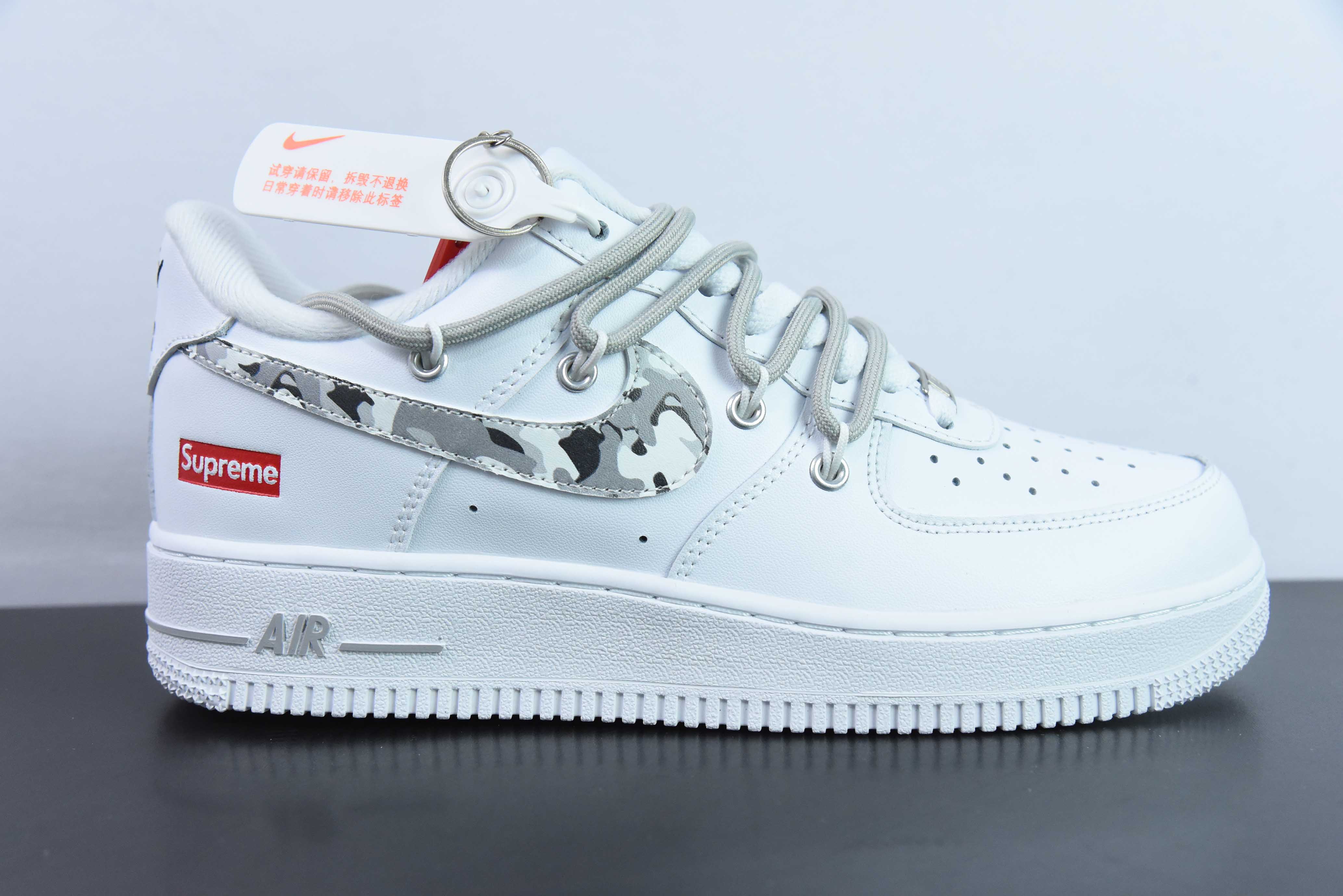 나이키 에어 포스 1 로우 07 x 슈프림 핸드 페인팅 카무플라주 그레이 및 화이트 상품 번호: U 595 사이즈: 36-44