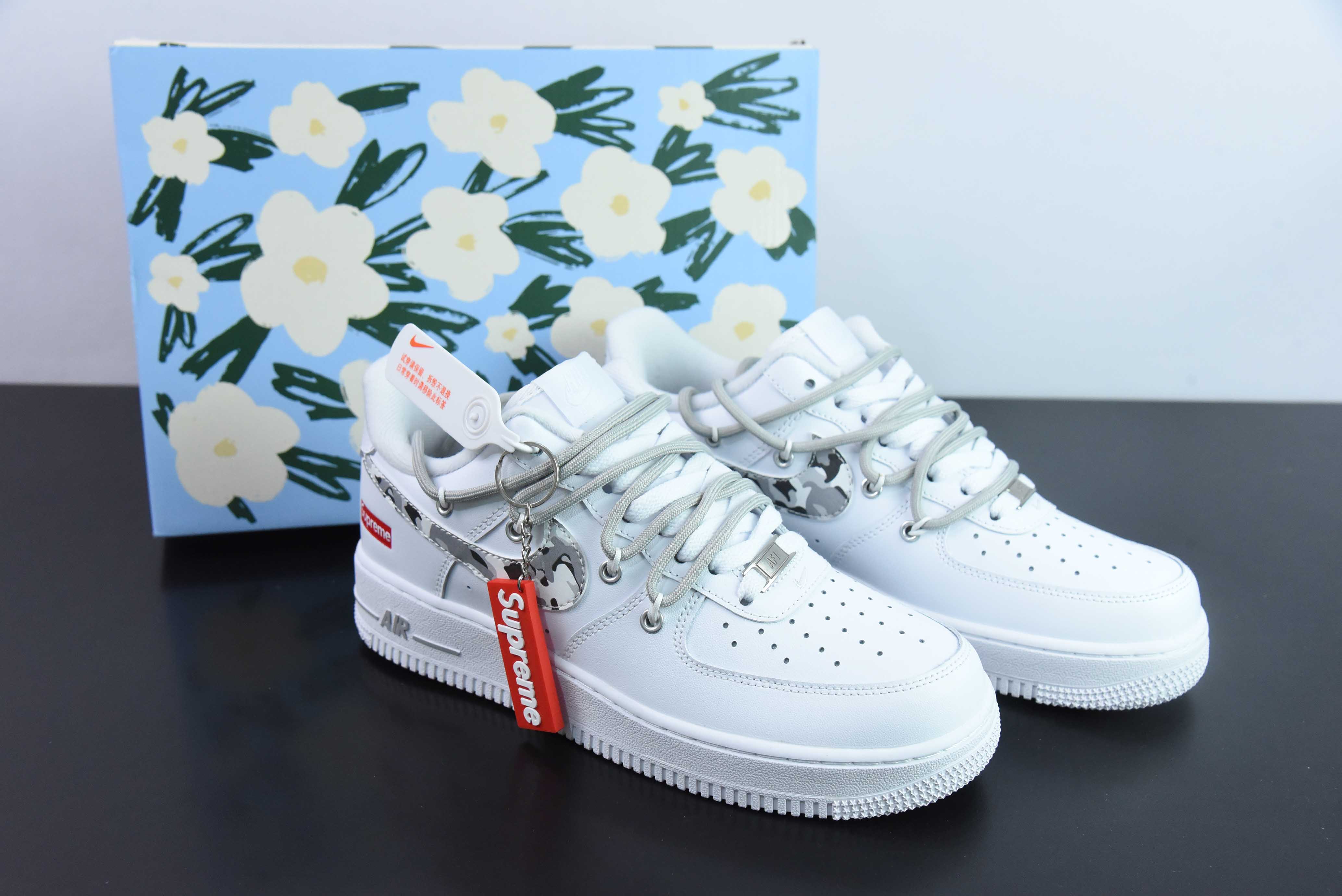 나이키 에어 포스 1 로우 07 x 슈프림 핸드 페인팅 카무플라주 그레이 및 화이트 상품 번호: U 595 사이즈: 36-44