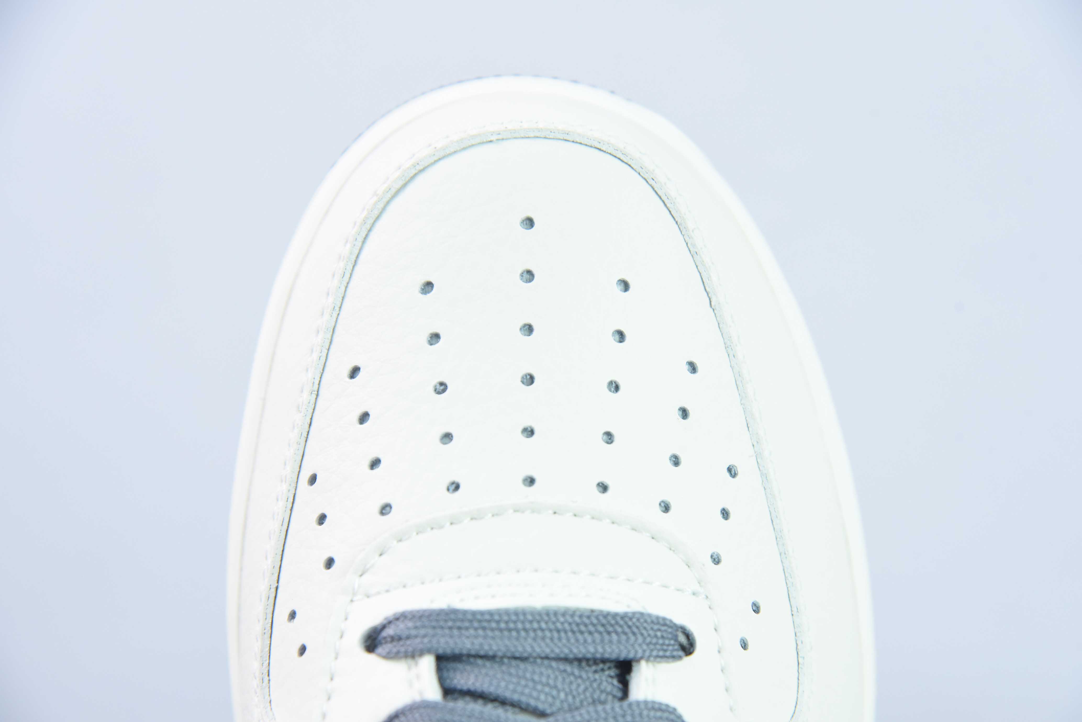 나이키 에어 포스 1 로우 07 x 더 노스페이스 x 슈프림 3자 공동 브랜드 에어 포스 1 로우 탑 애슬레틱 캐주얼 보드 슈즈 아이템 번호: SU2305-008 사이즈: 36-44