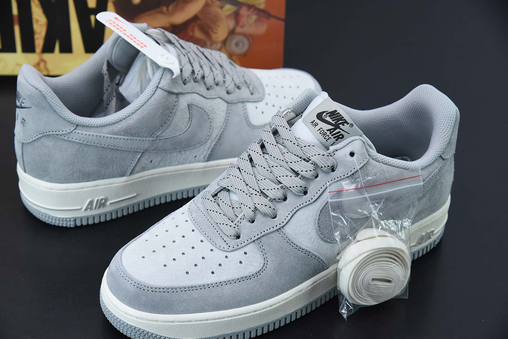 나이키 에어 포스 1 로우 07 오토모 카요 에어 포스 1 로우 탑 운동 캐주얼 보드 슈즈 DG3966-823 사이즈: 36-44