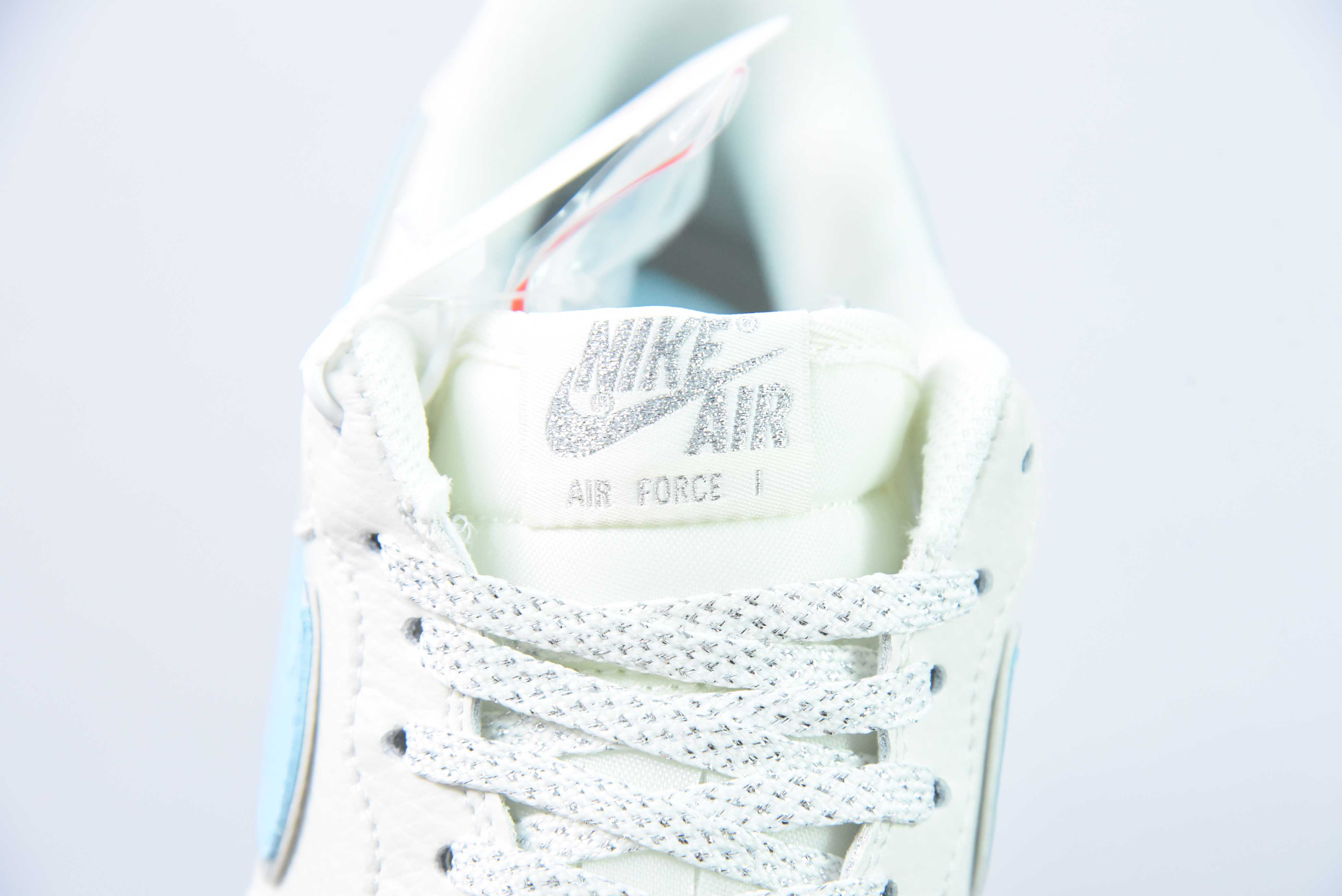 나이키 에어 포스 1 AF1 에어 포스 원/로우탑 화이트 블루 라이트 블루 자수 아이템 번호: BS9055-736 사이즈: 36-44