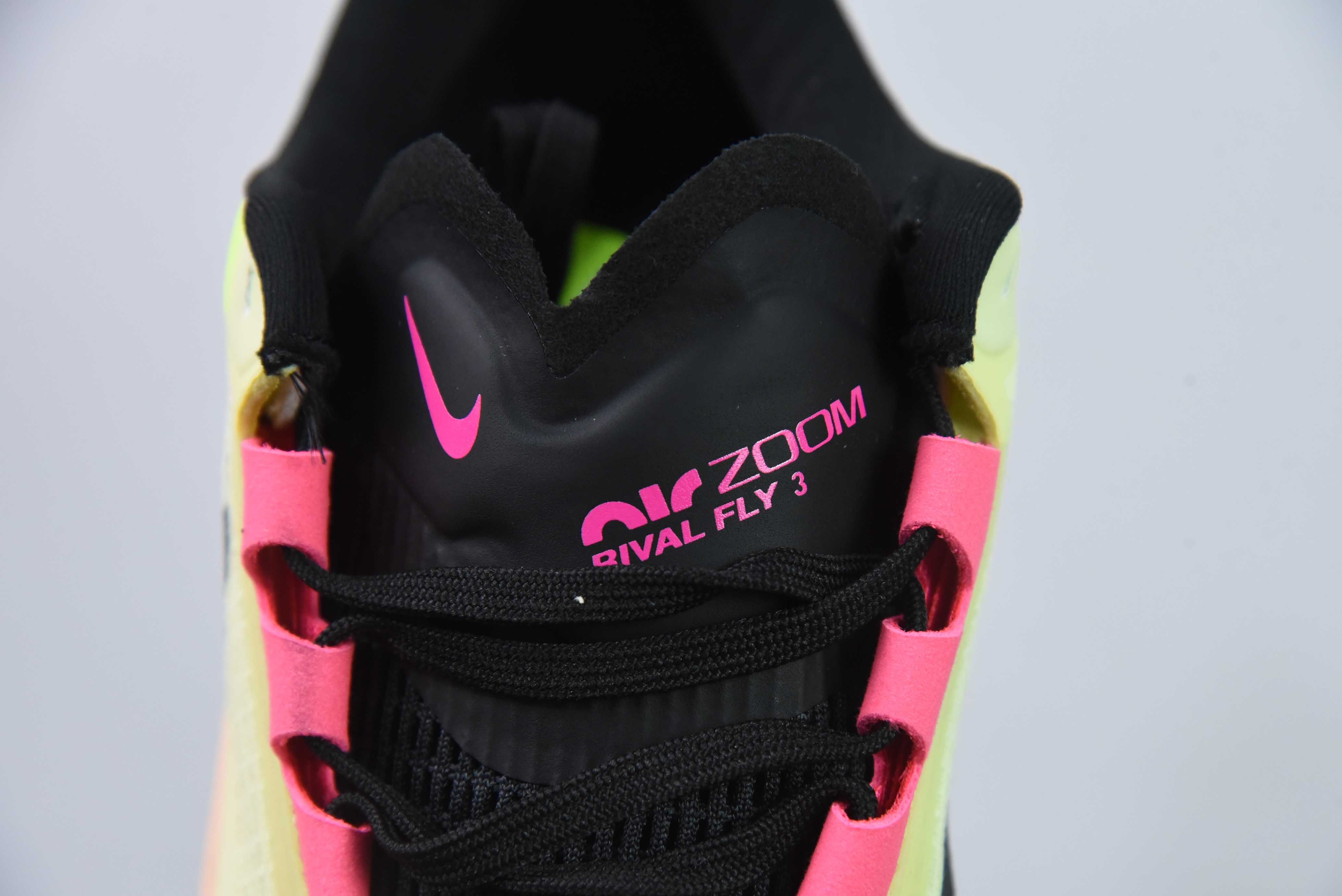 나이키 에어 줌 라이벌 플라이 3. 초경량 러닝화 패브릭 충격 흡수 경량 러닝화 품목 번호: CT2405-301 사이즈: 36-46