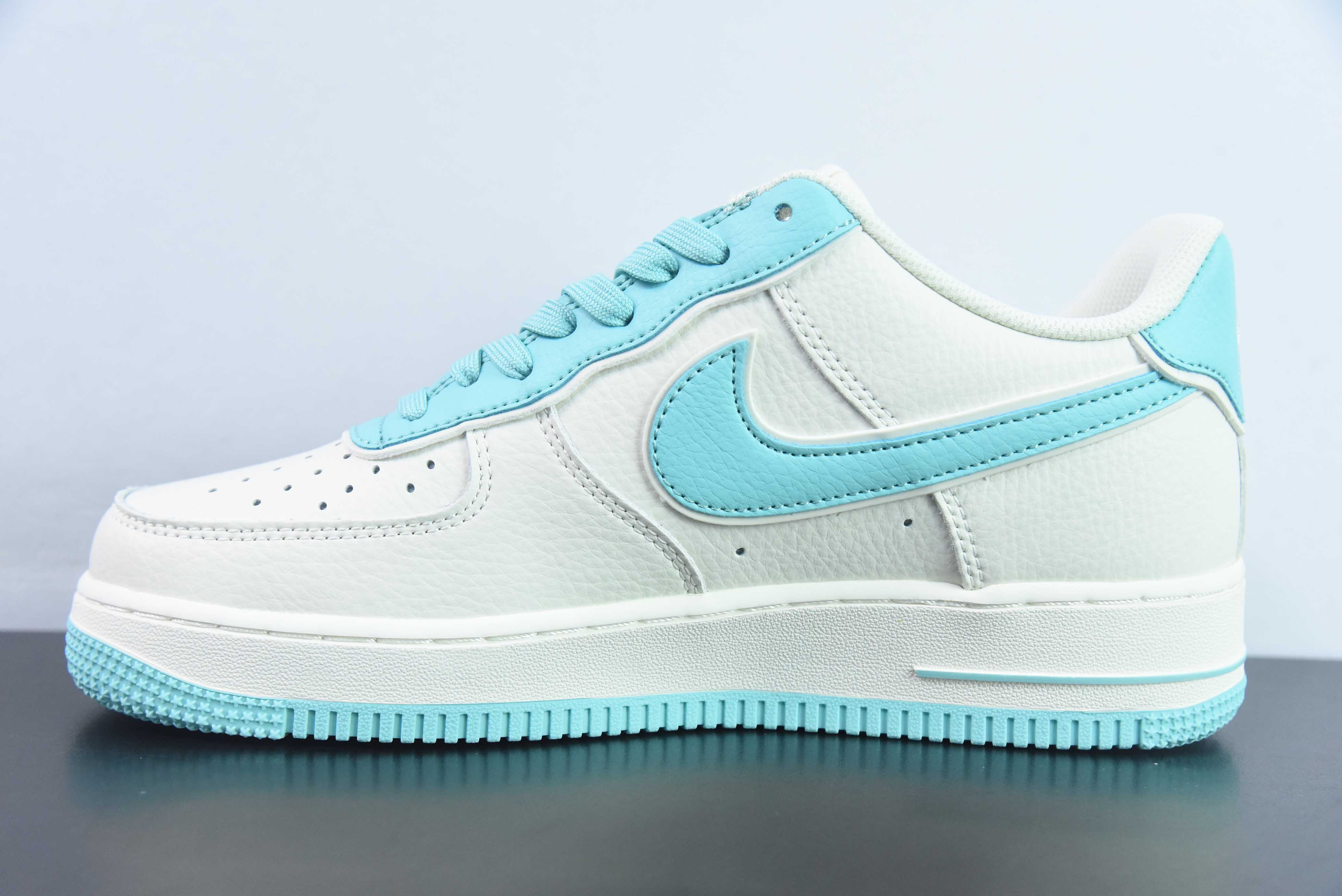 나이키 에어 포스 1 로우 40주년 기념 에어 포스 1 로우 탑 운동 캐주얼 보드 슈즈 아이템 번호: JF1983-553 사이즈: 36-44