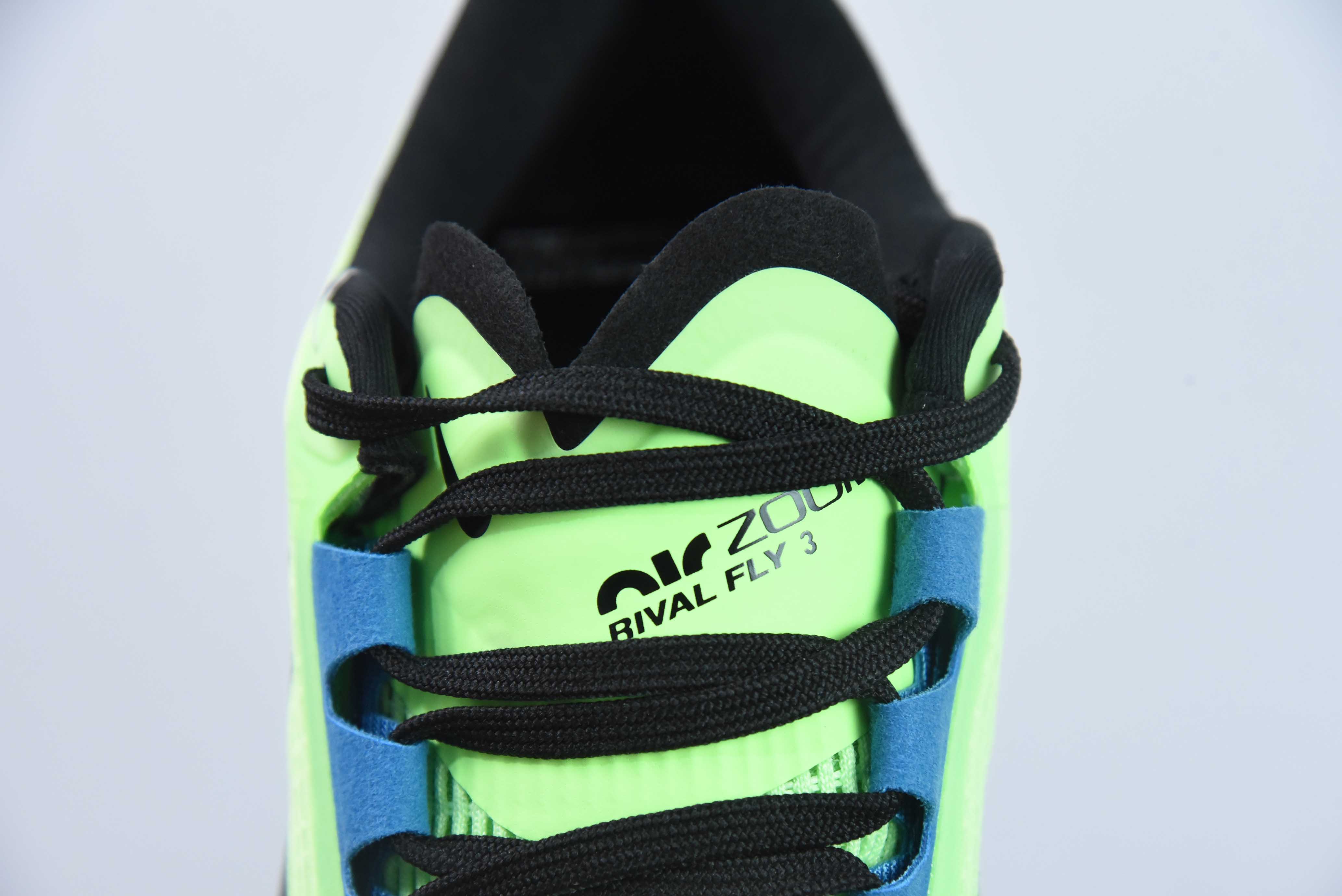 나이키 에어 줌 라이벌 플라이 3. 초경량 러닝화 패브릭 충격 흡수 경량 러닝화 아이템 번호: CT2405-300 사이즈: 39-46