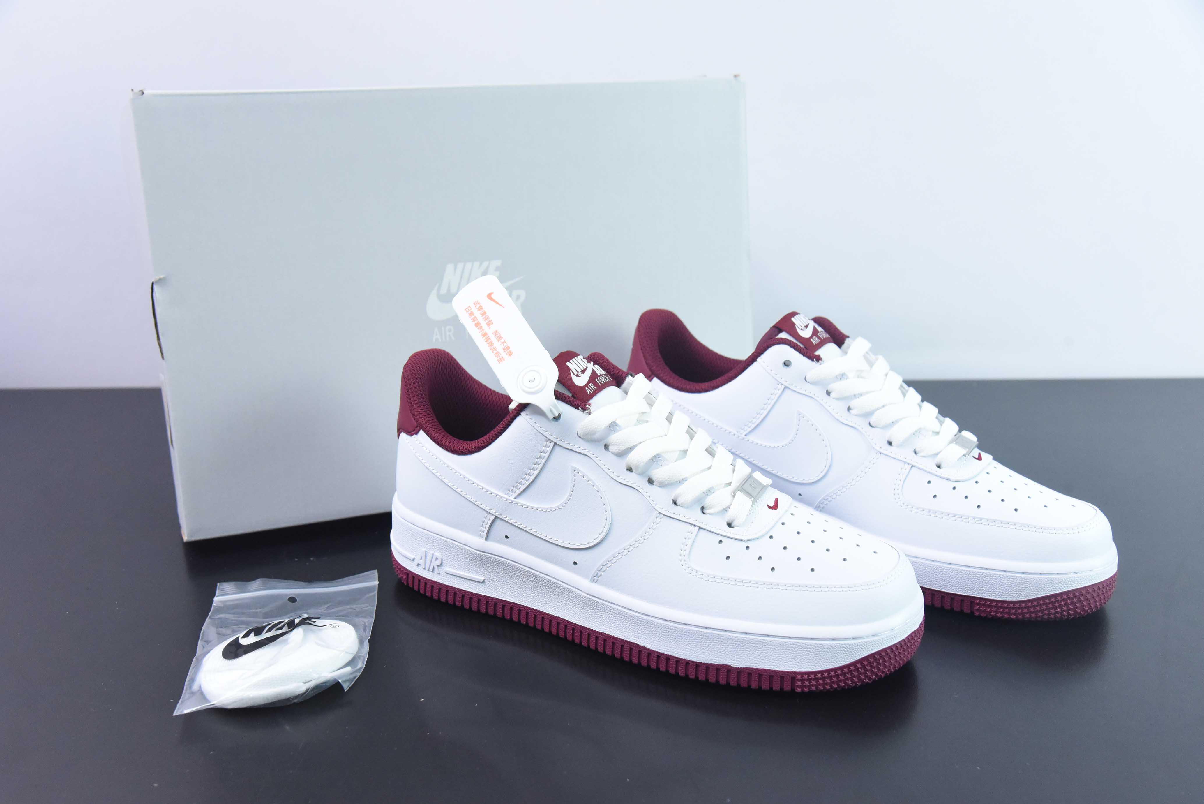 나이키 에어 포스 1 에어 포스 1 화이트 와인 레드 캐주얼 신발 아이템: DH7561-106 사이즈: 36-44