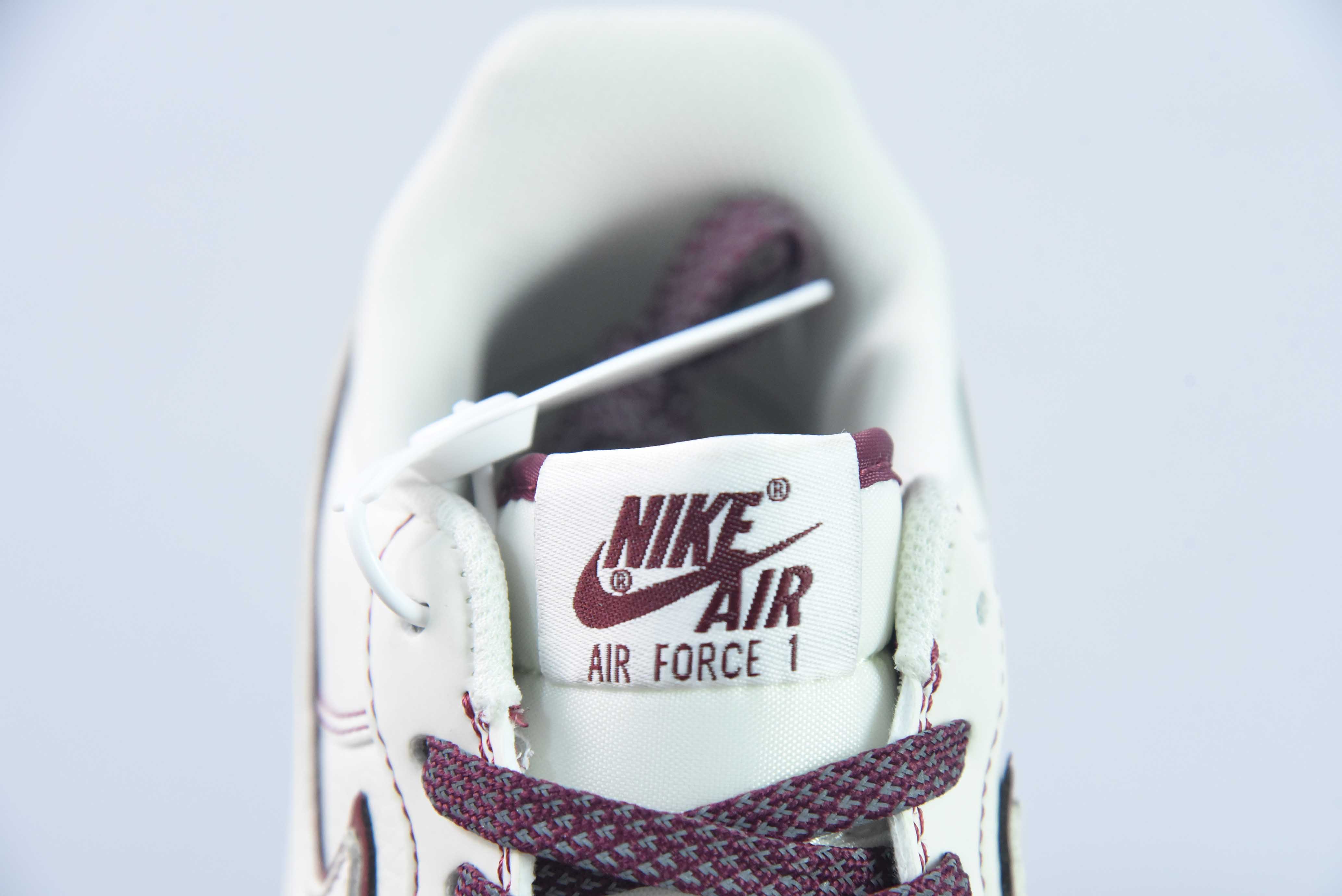 UNDEFEATED x Nike Air Force 1 07 Low 가죽 베이지 화이트 와인 레드 카 라인 파이브 바 3M 반사 UN3699-022 사이즈: 36-44