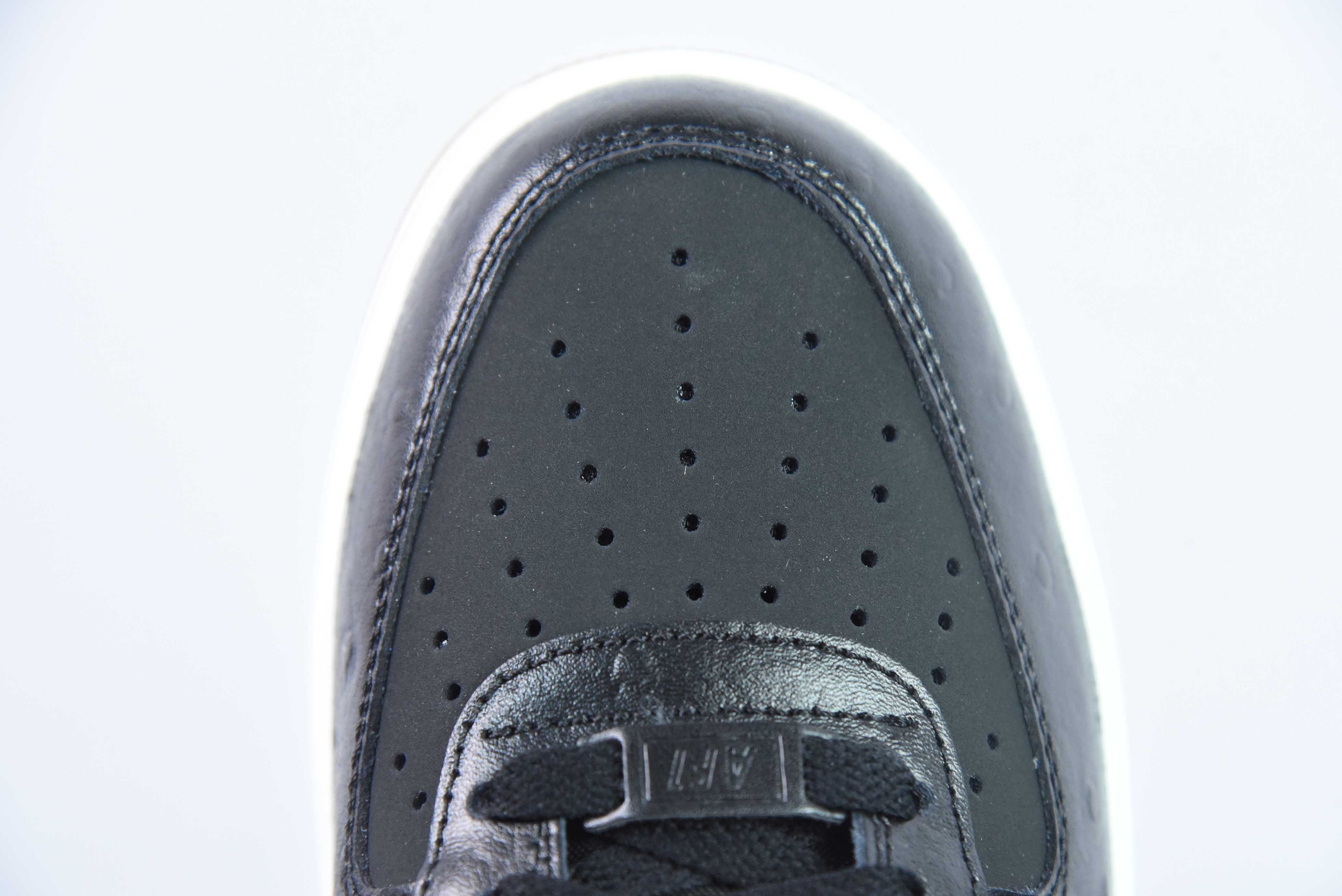 나이키 에어 포스 1 AF1 에어 포스 원/로우탑 블랙 앤 화이트 생고무 밑창 사이즈: 36-44 아이템: DZ2708-002