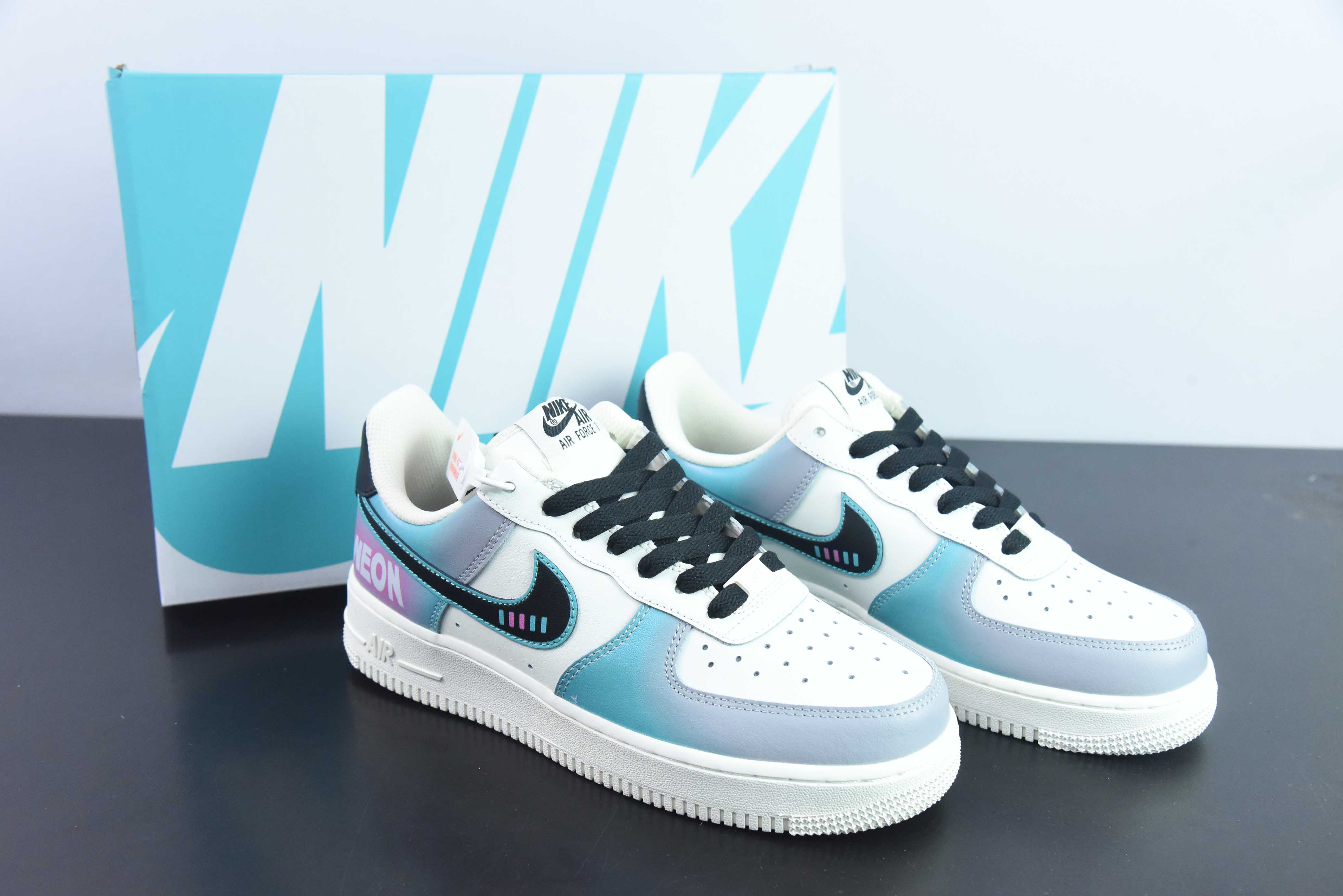 Nk 에어 포스 107 로우 게이밍 그래피티 에어 포스 원 로우탑 캐주얼 슈즈 아이템: CW2288-313 사이즈: 36-44