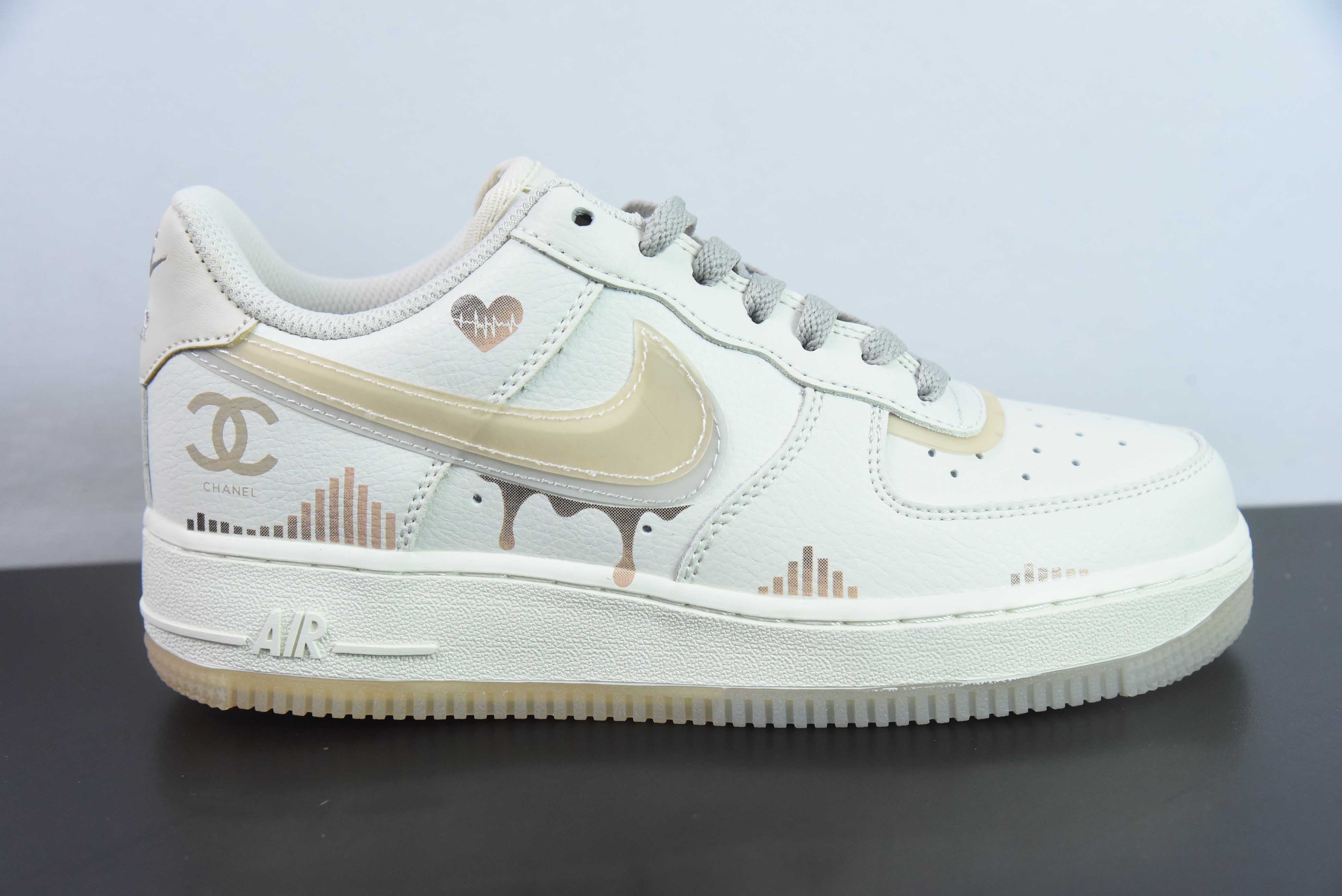 NK 에어 포스 1 07 로우 에어 포스 원 로우탑 캐주얼 트레이너 아이템 번호: CW1574-708 사이즈: 36-44