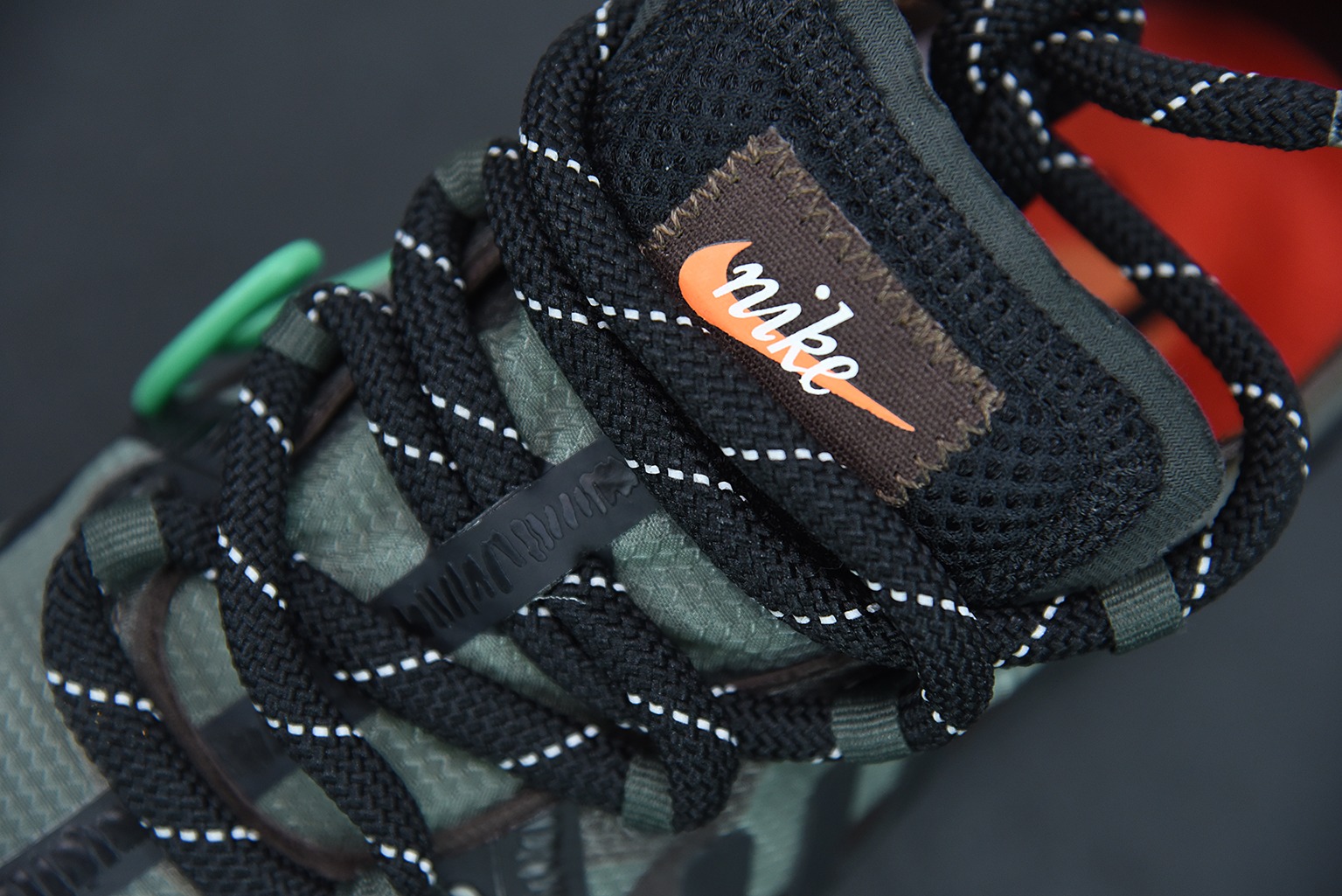 에어 베이퍼맥스 19 x CPFM 네온 스마일 얼굴 아이템: CD7001-300 사이즈: 36-44