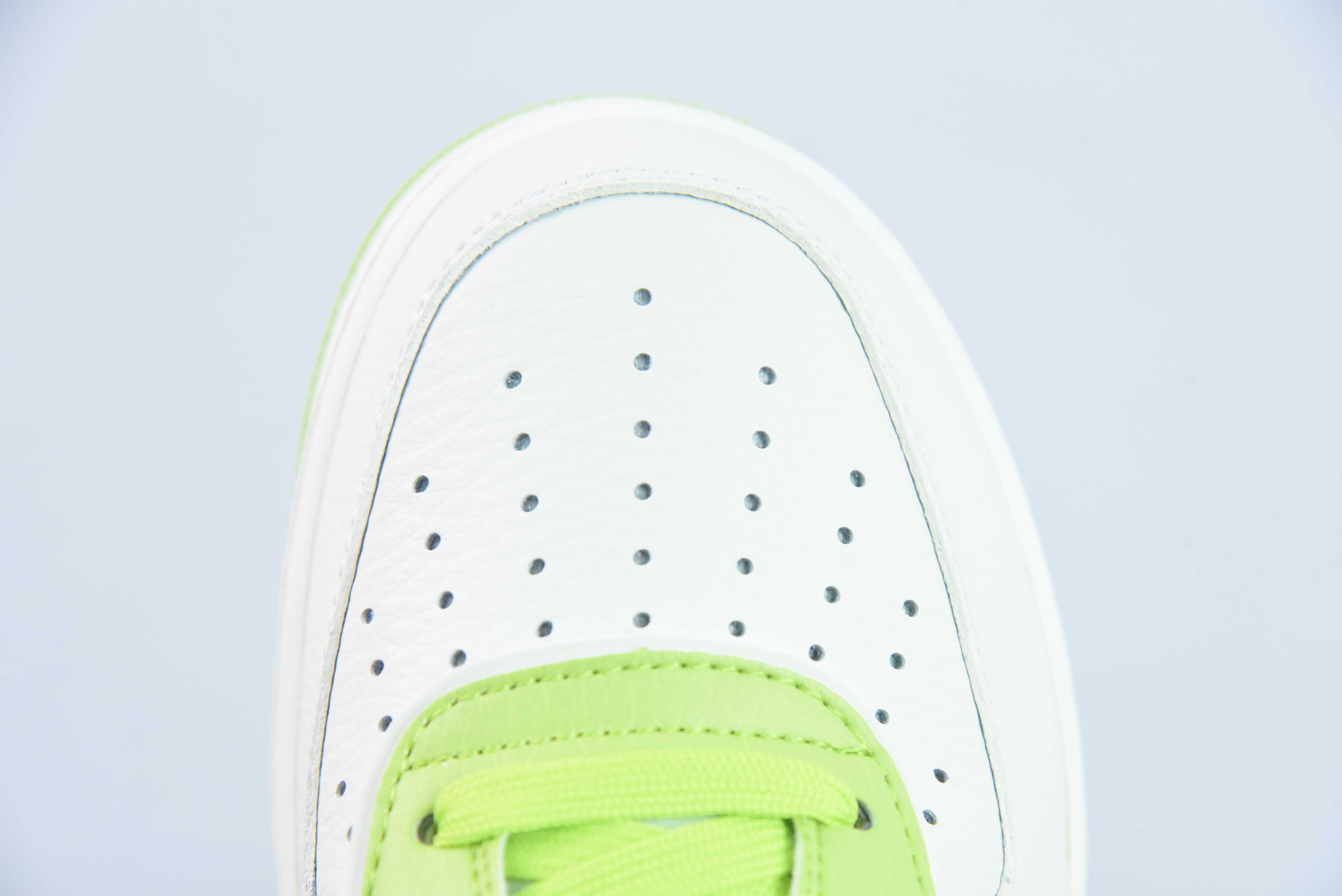 나이키 에어 포스 1 로우 40TH 베이지 그린 에어 포스 1 로우탑 캐주얼 신발 3M 리플렉티브 아이템: JF1983-557 사이즈: 36-44