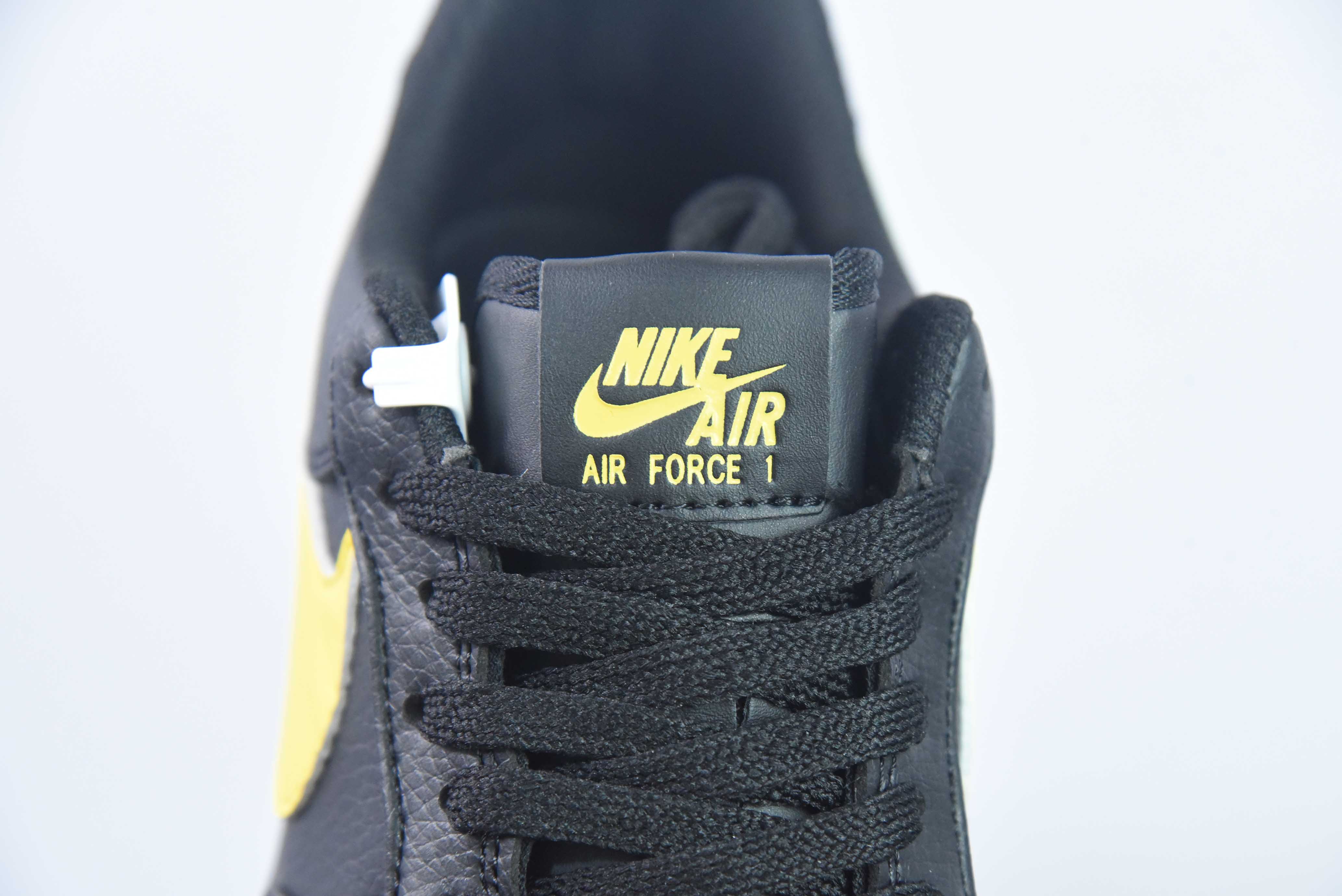 나이키 에어 포스 1 AF1 에어 포스 1/로우탑 블랙 및 옐로우 아이템 번호: CI9553-051 사이즈: 36-44