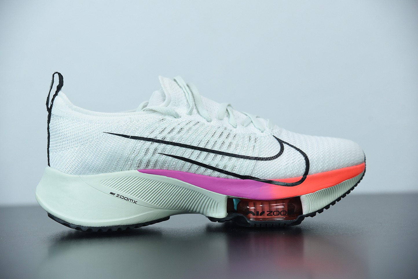 NK 에어 줌 알파플라이 NEXT% 에어 쿠션 마라톤 화이트 레인보우 아이템 번호: CI9923-100 사이즈: 36-47.5