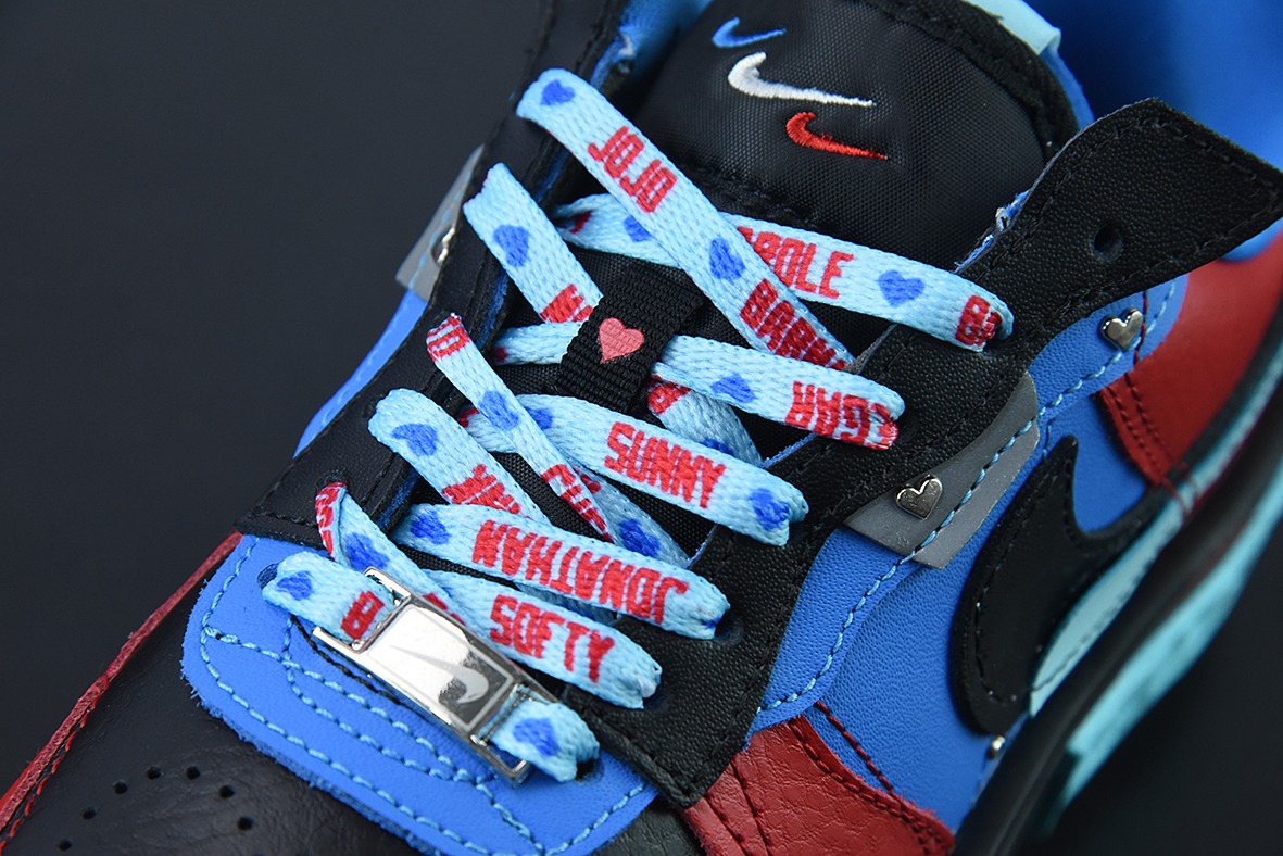 나이키 에어 포스 1 로우 폰탄카 도른베허 시드니 품목 번호: DR6259-600 사이즈: 35-44