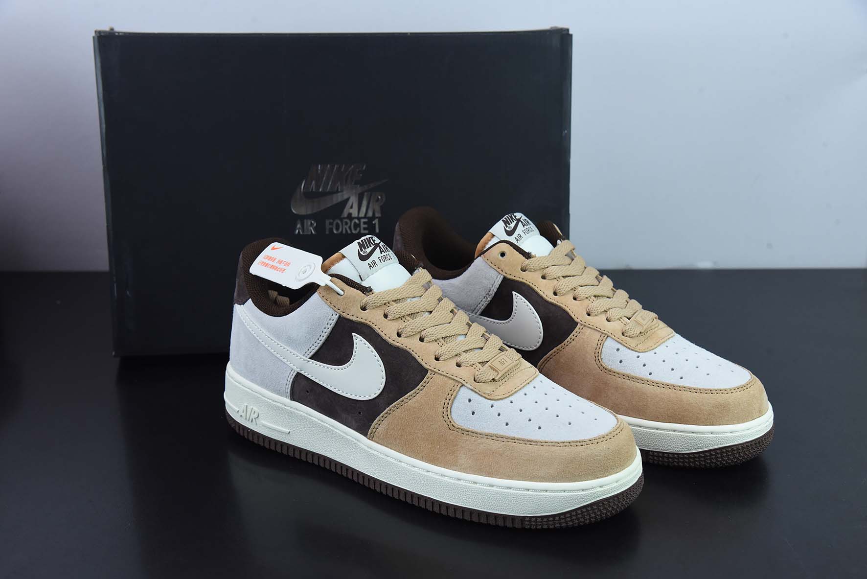 나이키 에어 포스 1 로우 07 스웨이드 커피빈 에어 포스 1 아이템: BL3099 233 사이즈: 36-44