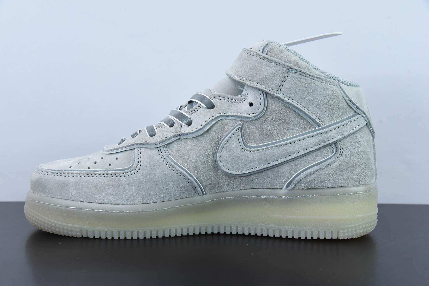 리닝 챔피언 x Nk 에어 포스 107 미드 리닝 챔피언 스웨이드 그레이 3M 리플렉티브 미드 탑 애슬레틱 캐주얼 크리켓 슈즈 아이템 번호: GB1228-185 사이즈: 36-44