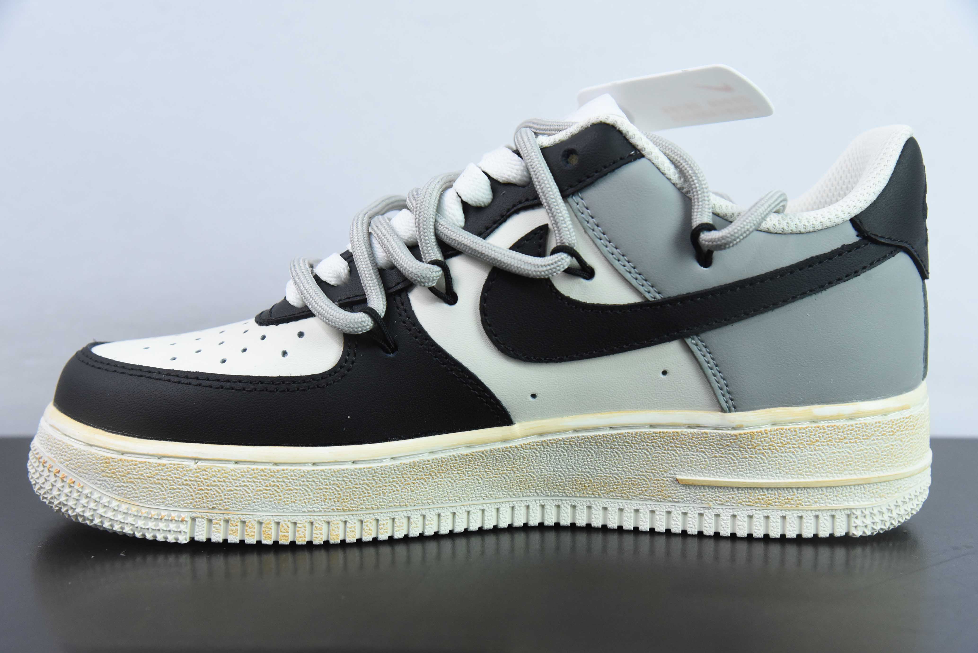 Nk 에어 포스 107 로우 공식 커스텀 보조 테마 핸드 페인팅 에어 브러시 에어 포스 1 레이스 업 로우 탑 캐주얼 스니커즈 아이템 : ZH0316-015 사이즈 : 36-44