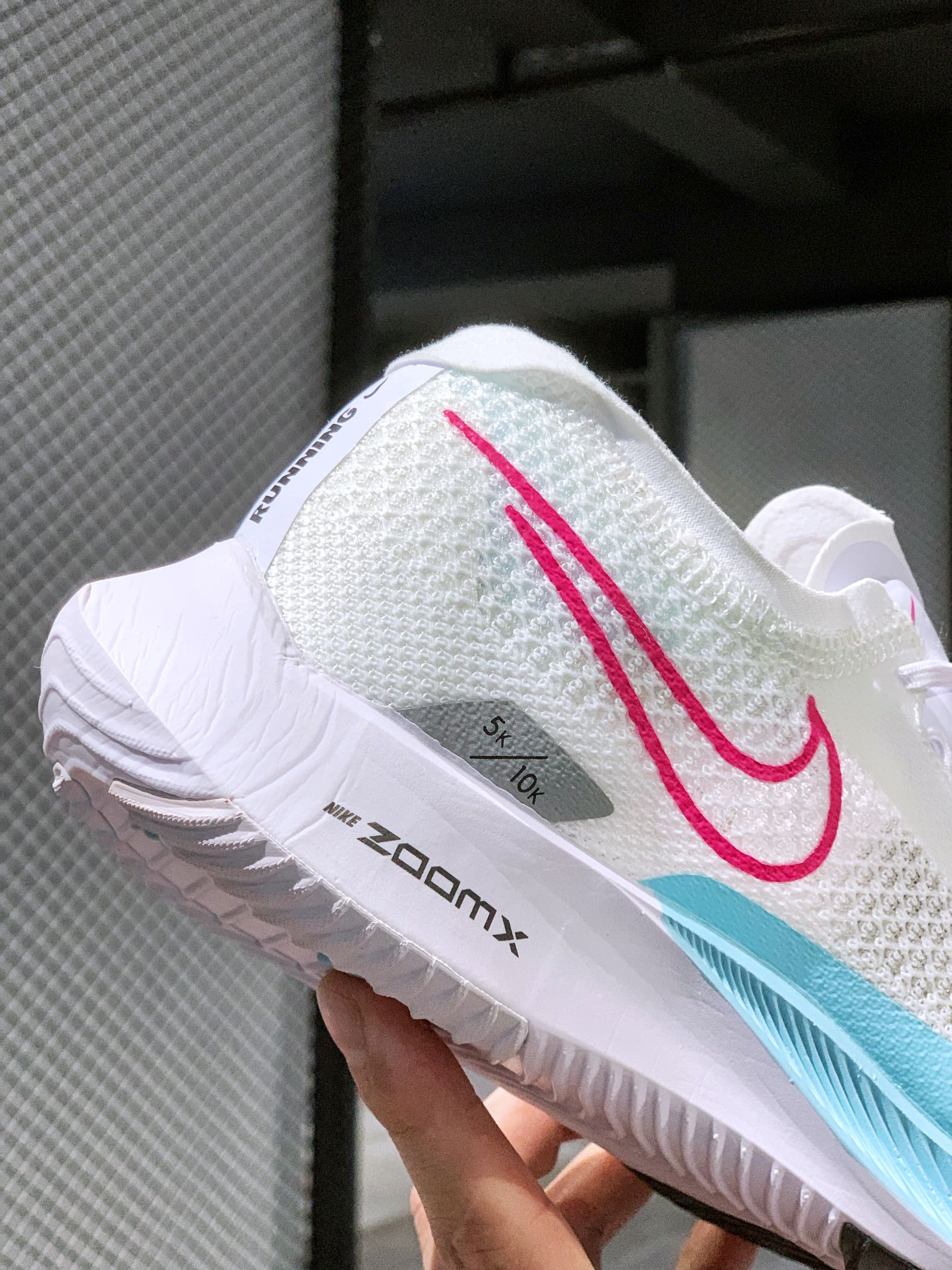 나이키 줌엑스 스트라이플라이 프로토 로우탑 러닝화 화이트 블랙 오렌지 스니커즈 사이즈: 36 36.5 37 38 38.5 39 40 40.5 41 42 42.5 43 44 44.5 45