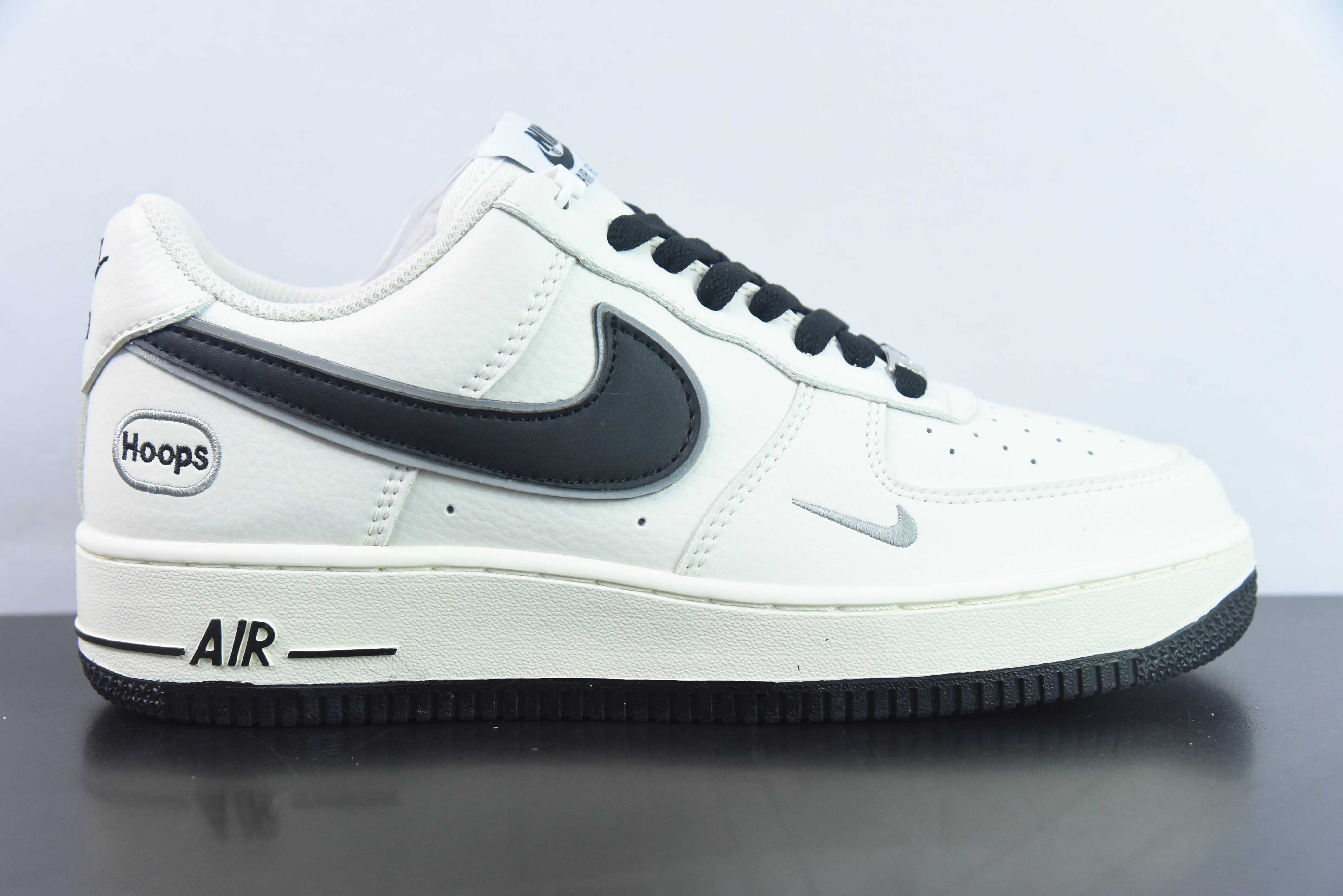 나이키 에어 포스 1 로우 후프 자수 스몰 후크 에어 포스 1 로우 탑 운동 캐주얼 보드 슈즈 아이템 번호: H-002 사이즈: 36-44