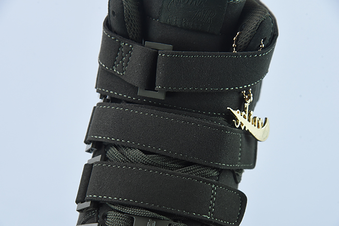 에어 포스 1 LV8 유틸리티 에어 포스 1 미드탑 섀도우 그레이 보드숏 아이템: DM7926-300 사이즈: 36-44 하프 사이즈