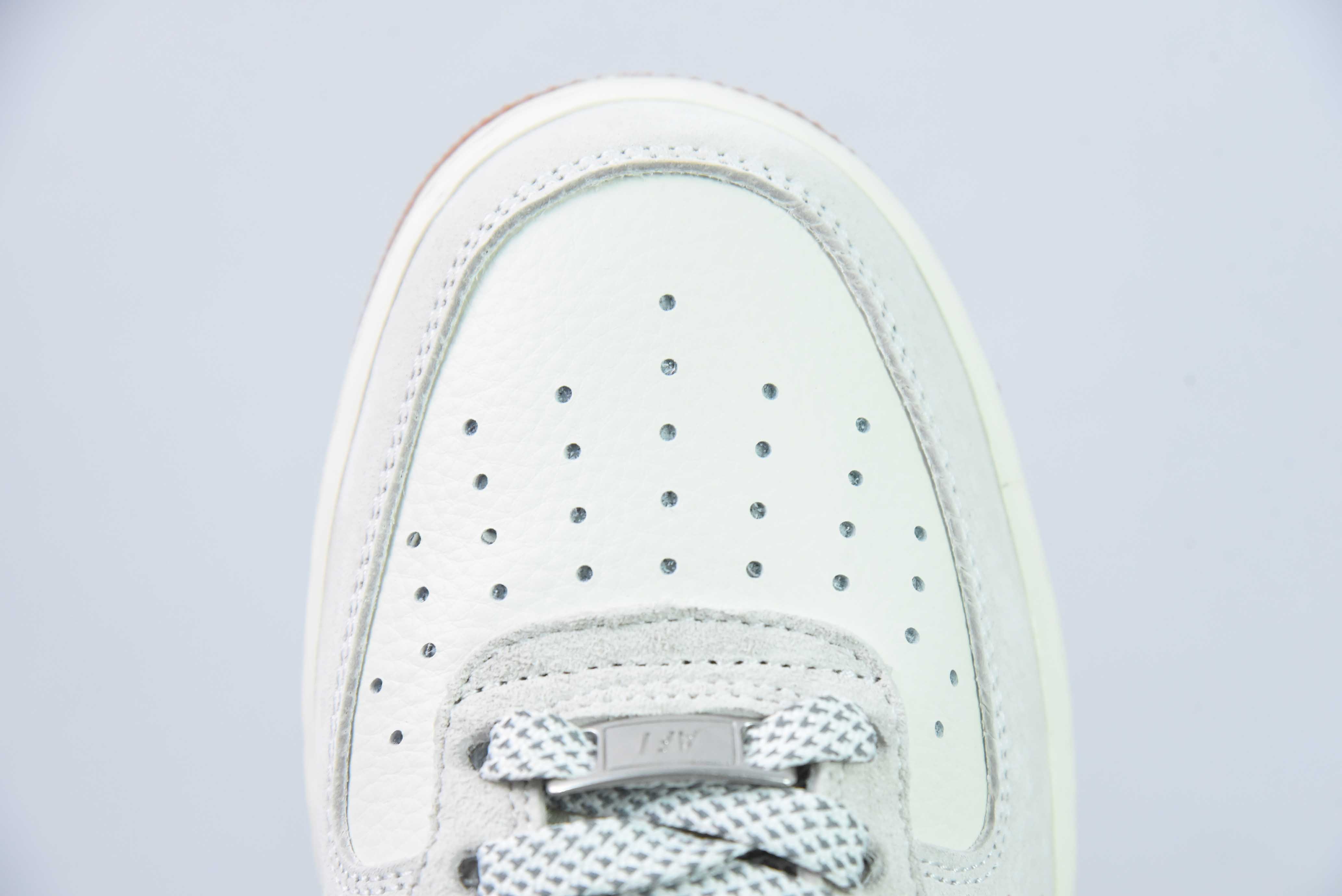 NK 에어 포스 107 로우 LV 코브랜드 - 베이지 그레이 브라운 프린트 에어 포스 1 미드탑 캐주얼 슈즈 아이템 번호: DQ7688-400 사이즈: 36-44