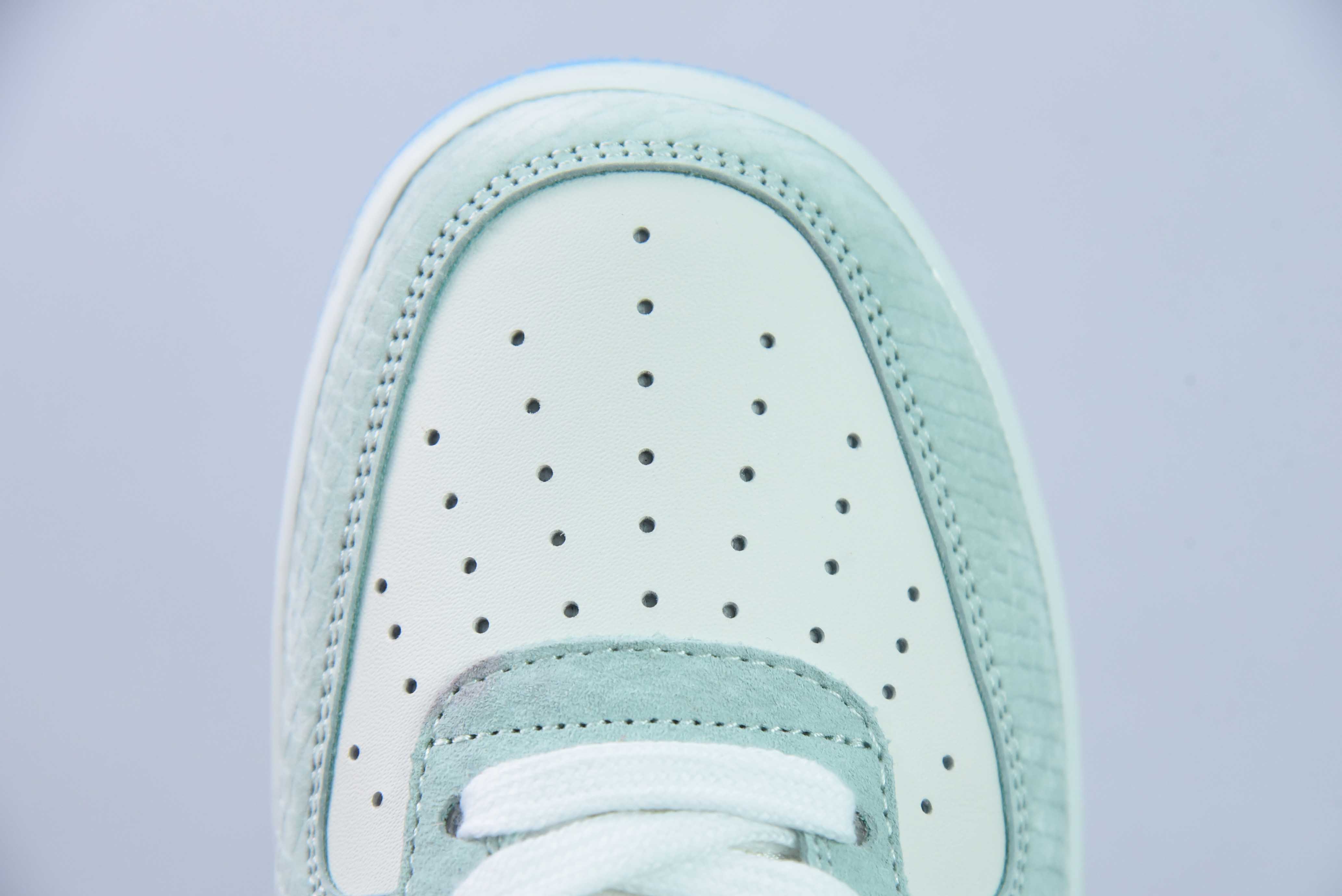 NK 에어 포스 1 07 로우 에어 포스 1 로우탑 캐주얼 트레이너 춘절 한정 - 드래곤 스케일 아이템 번호: CV1724-110 사이즈: 36-44