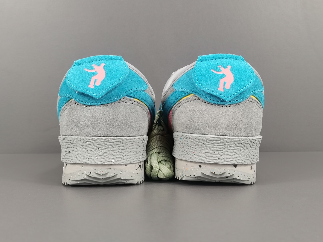 [아간] 그레이 블루 유니온 LA x 나이키 코르테즈 SP 라이트 스모크 그레이 레트로 캐주얼 러닝화 남성용 및 여성용 모델 아이템: DR1413-002 사이즈: 35-46.5