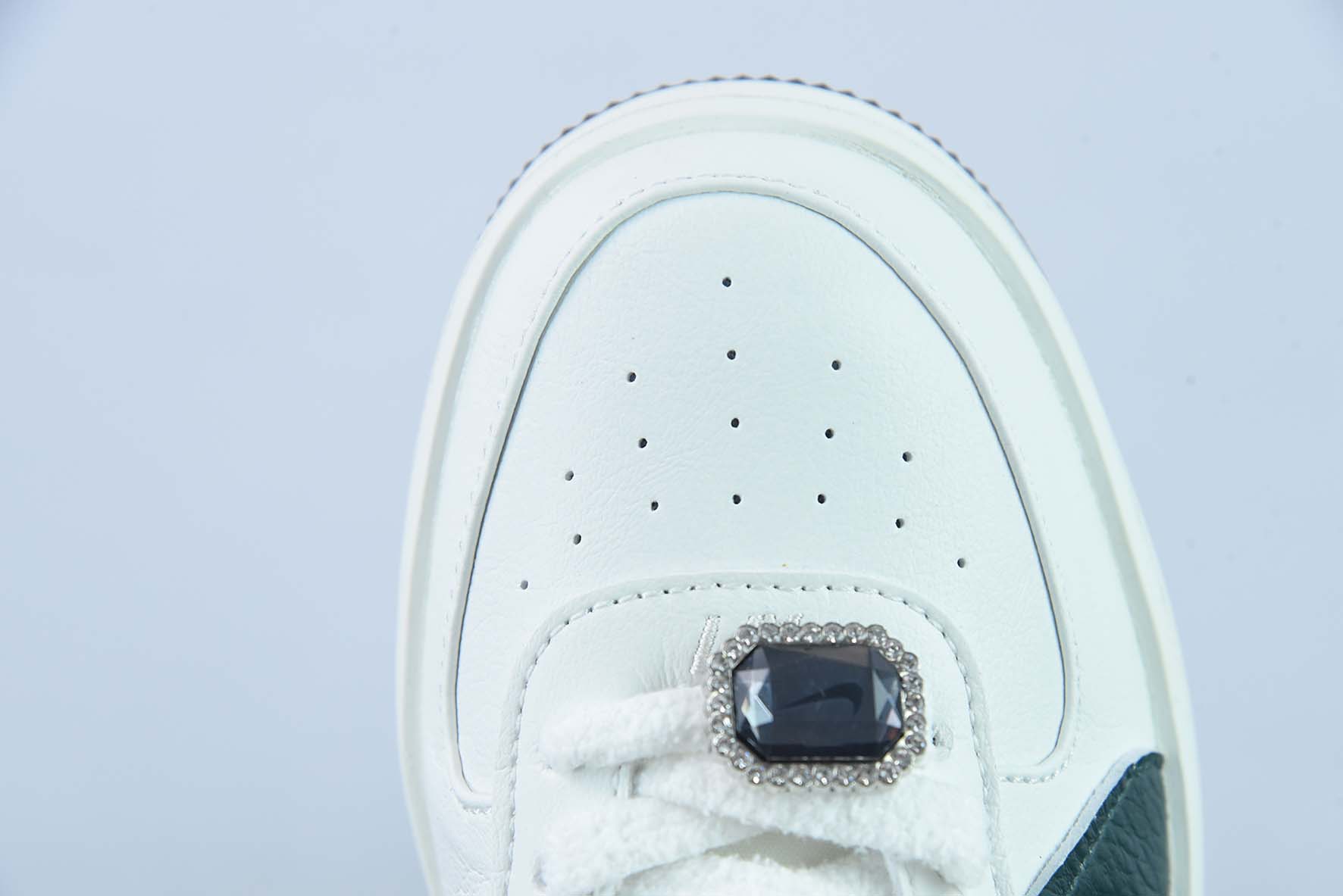 나이키 AF1 PLT.AF.ORM 40주년 기념 한정판 콤보 솔 RB+ME+에어쿠션 콤보 스니커즈 공식 아이템: FB1856 131 사이즈: 36-44