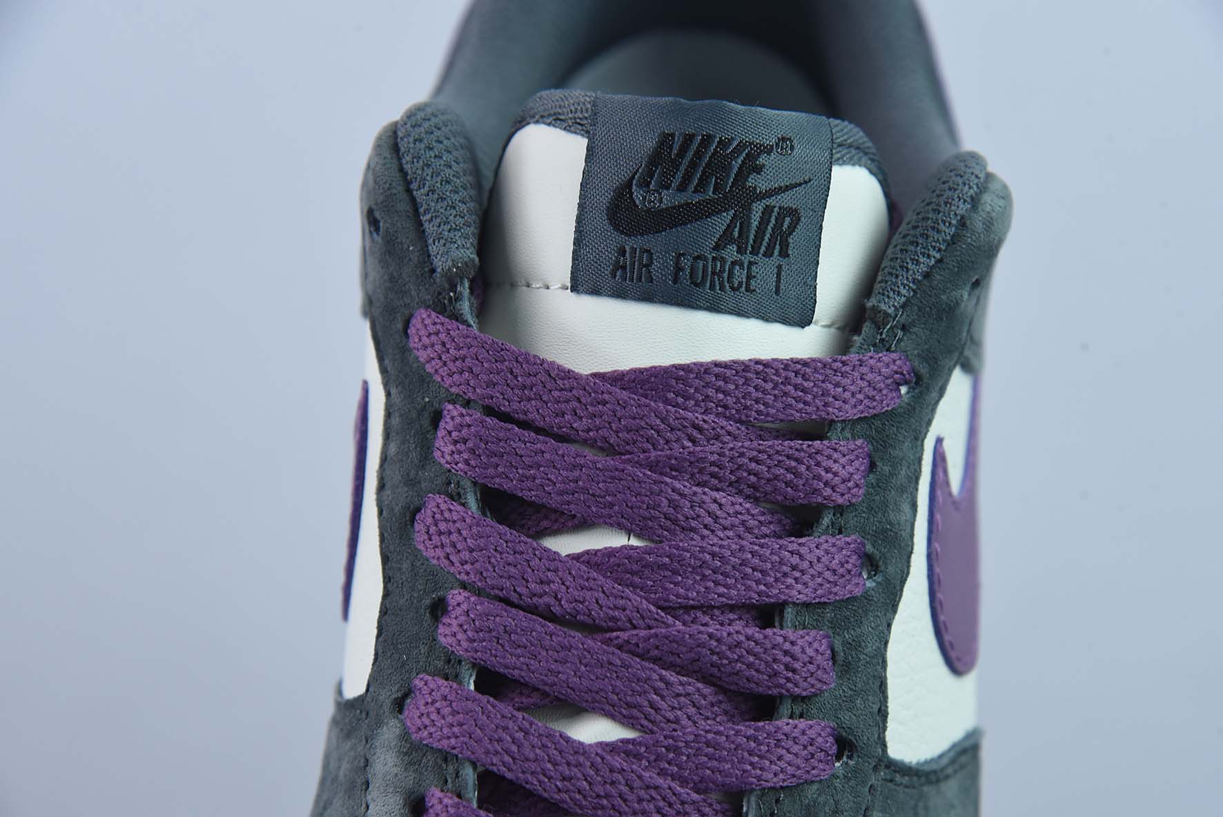 나이키 에어 포스 1 로우 07 그레이 퍼플 그레이 퍼플 미스트 에어 포스 1 로우 탑 아이템: CW1188-111 사이즈: 36-44