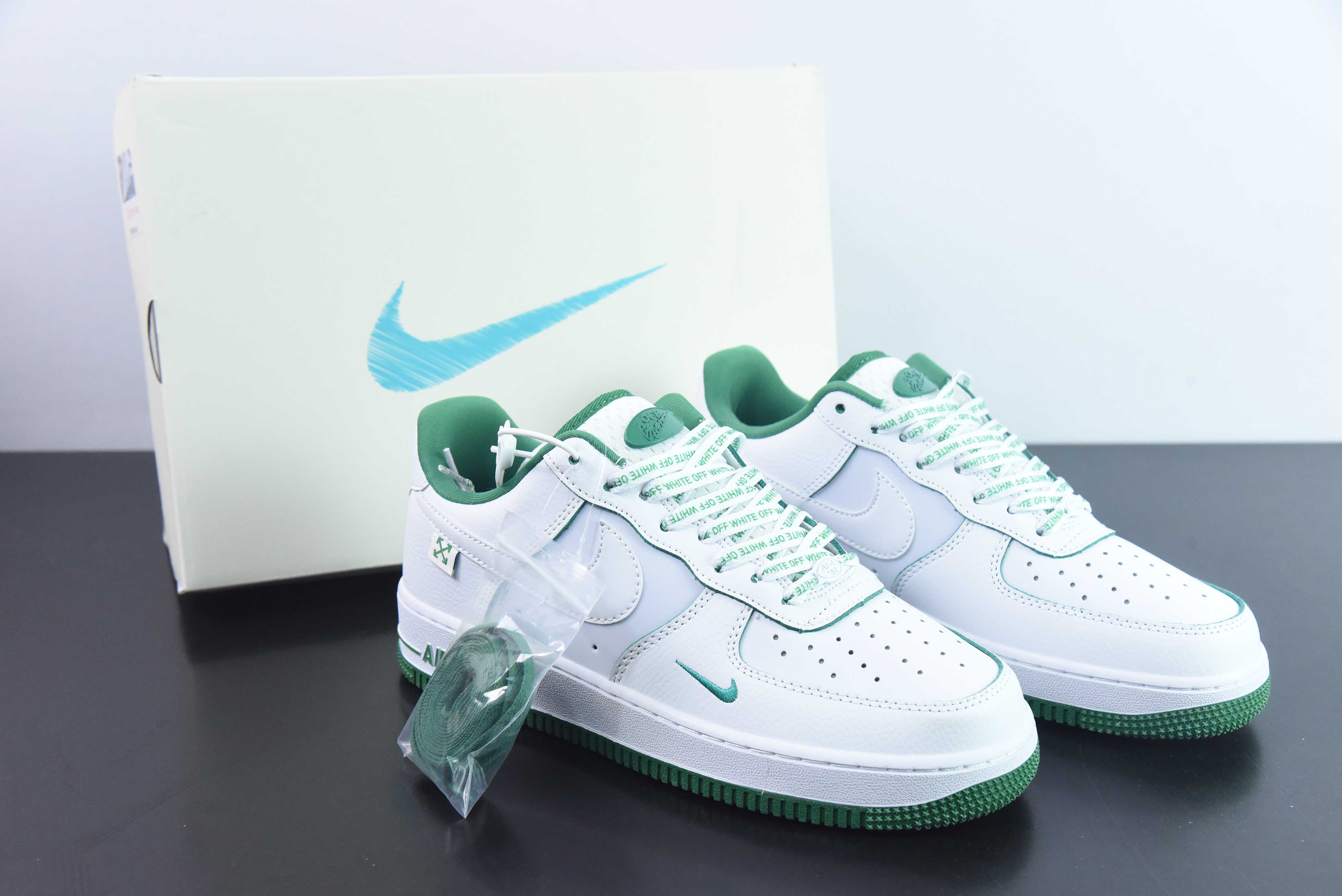 나이키 에어 포스 1 로우 07 x 오프 화이트 공동 브랜드 화이트 그린 아이템: 771 사이즈: 36-44