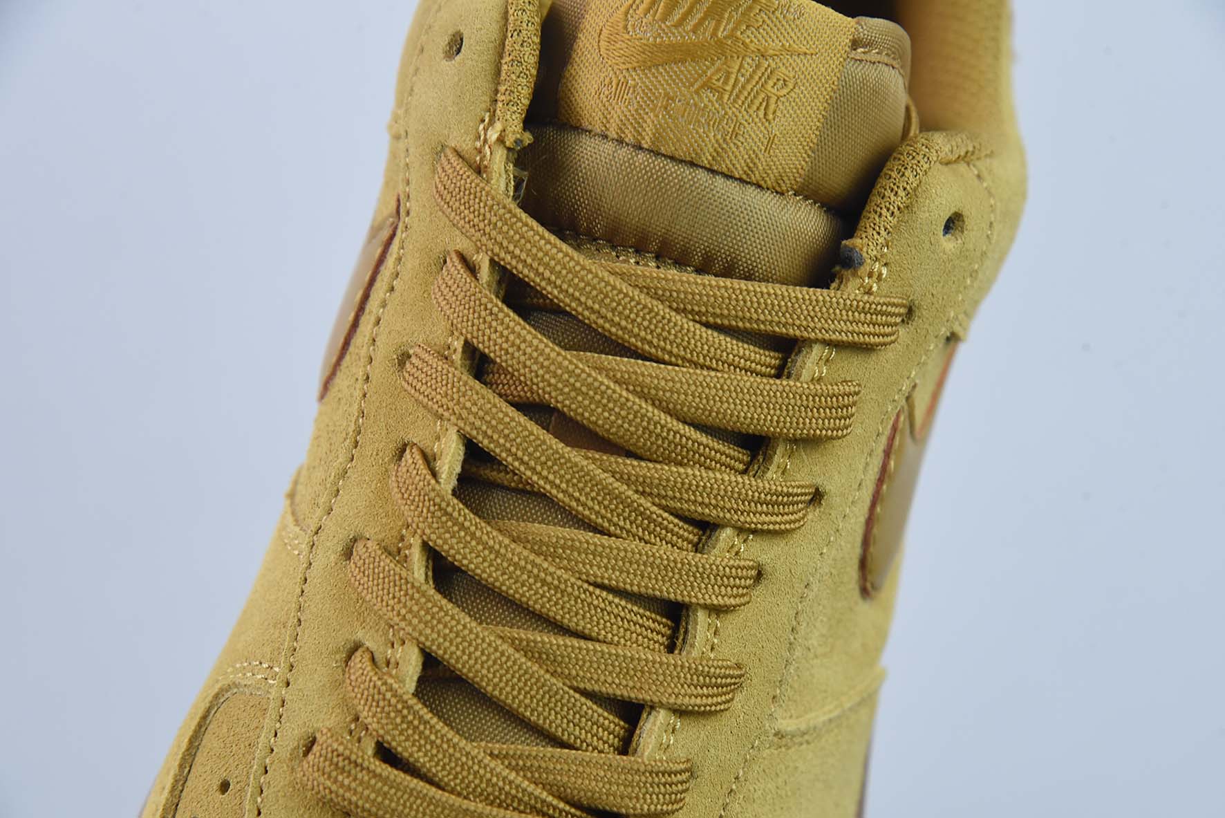 나이키 에어 포스 1 로우 07 LV8 밀 / 아마 새로운 II? 에어 포스 제너레이션? 나이키 에어 포스 1 로우 07 LV8 밀 / 아마 나이키 에어 포스 1 로우 07 LV8 밀 / 아마 클래식 로우 탑 백 캐주얼 아이템 번호: BQ5485-700 사이즈: 36-44