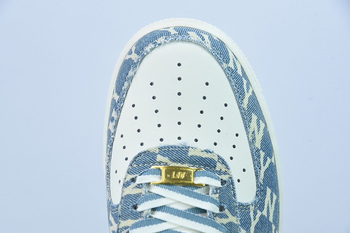 나이키 에어 포스 1 로우 MLB 뉴욕 양키스 프린트 워싱 데님 에어 포스 1 로우 탑 아이템 번호: CW1888-602 사이즈: 36-44