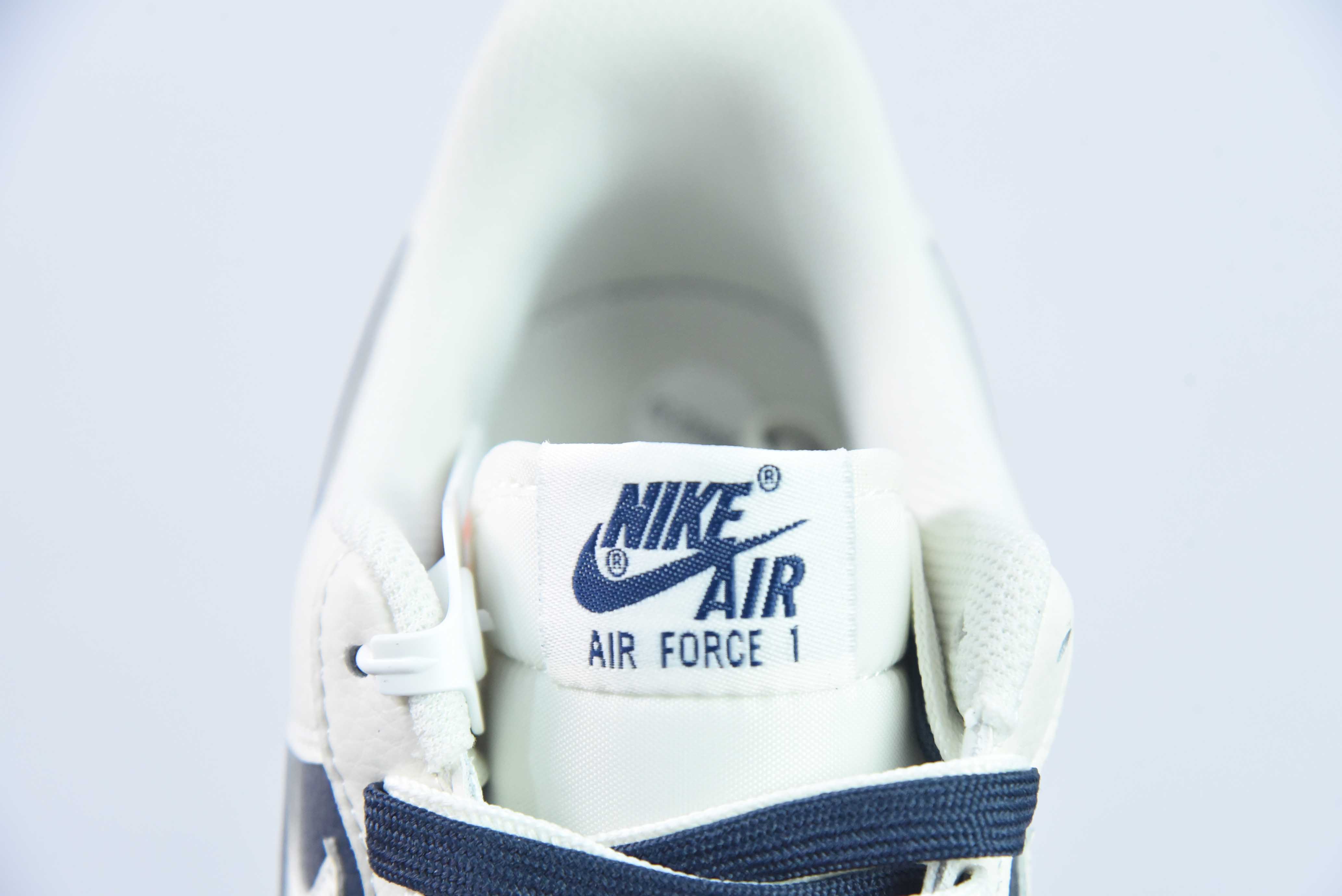 나이키 에어 포스 1 로우 에어 포스 1 로우탑 스포츠 캐주얼 보드숏 더블 후크 레터 시그니처 프린트 아이템 번호: CC2569 066 사이즈: 36-44