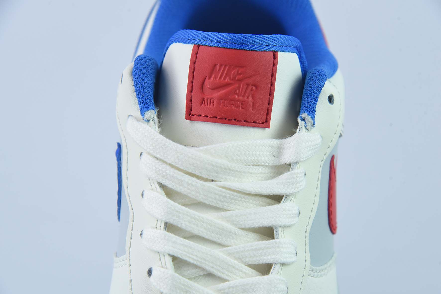 나이키 에어 포스 1 07 로우 그레이트 화이트 래빗 밀크덕 만다린 덕스 2023 에어 포스 1 로우 탑 캐주얼 스니커즈 아이템 번호:CW0088-918 사이즈:36-44