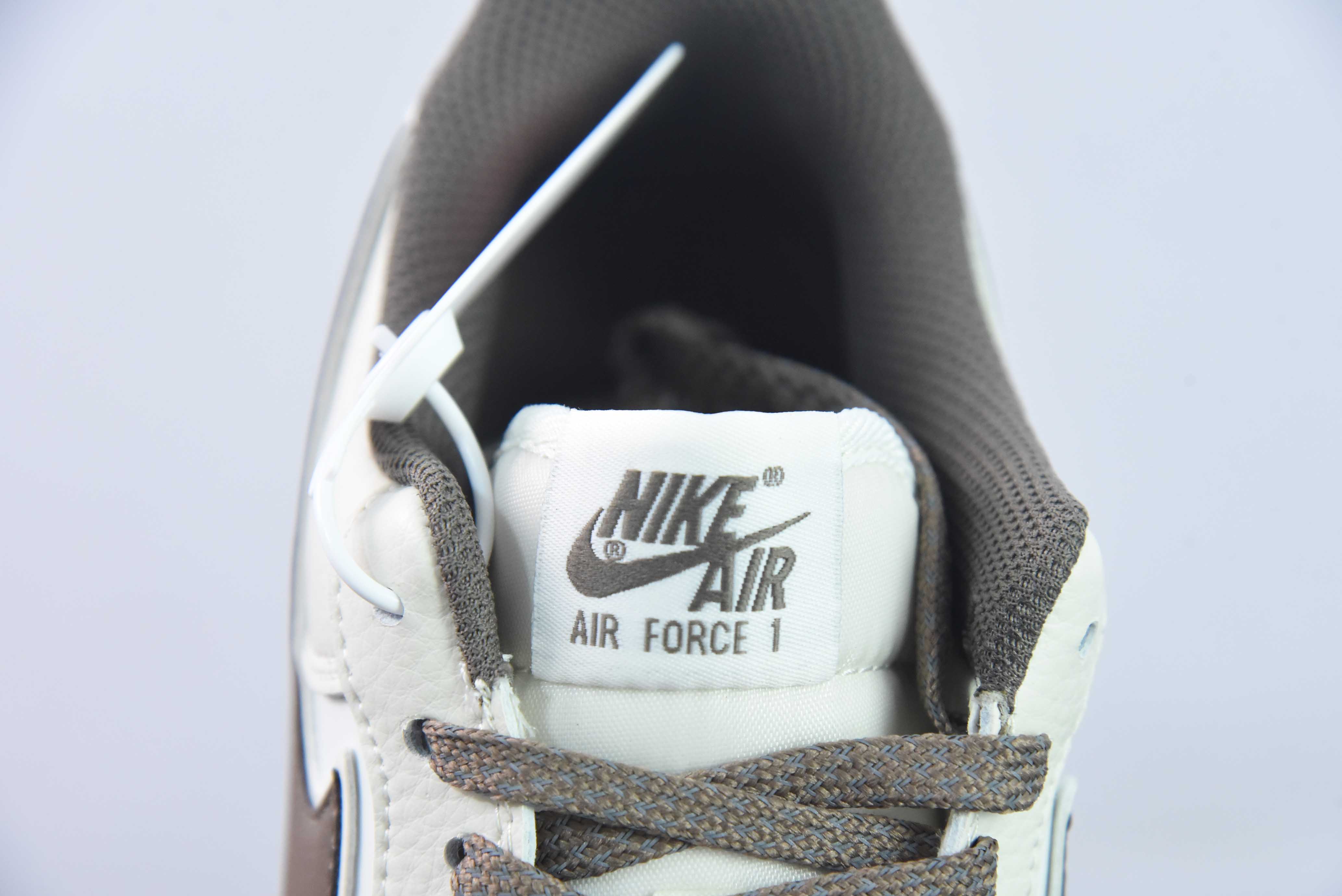 나이키 에어 포스 1 AF1 에어 포스 1/로우탑 화이트 베이지 브라운 자수 아이템 번호: HD1689-106 사이즈: 36-44