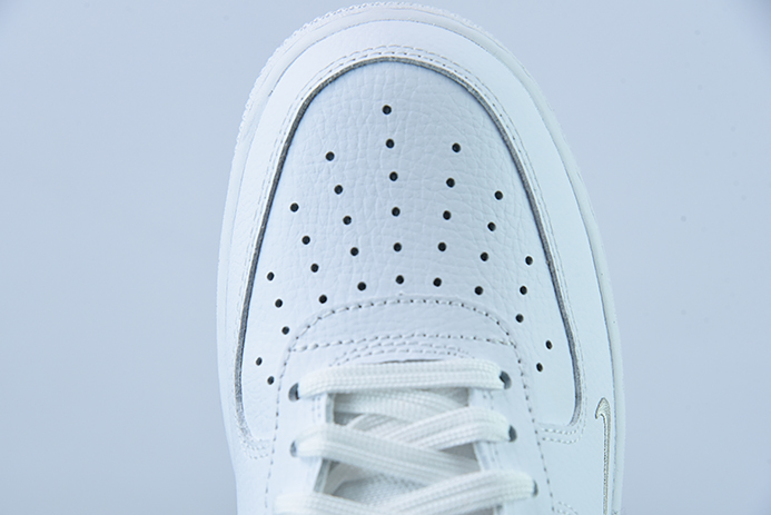 나이키 에어 포스 107 로우 화이트/레드/스페이스 실버 에어 포스 원 화이트/레드/스페이스 실버 스몰 후크 FD0654-100 사이즈: 36-44