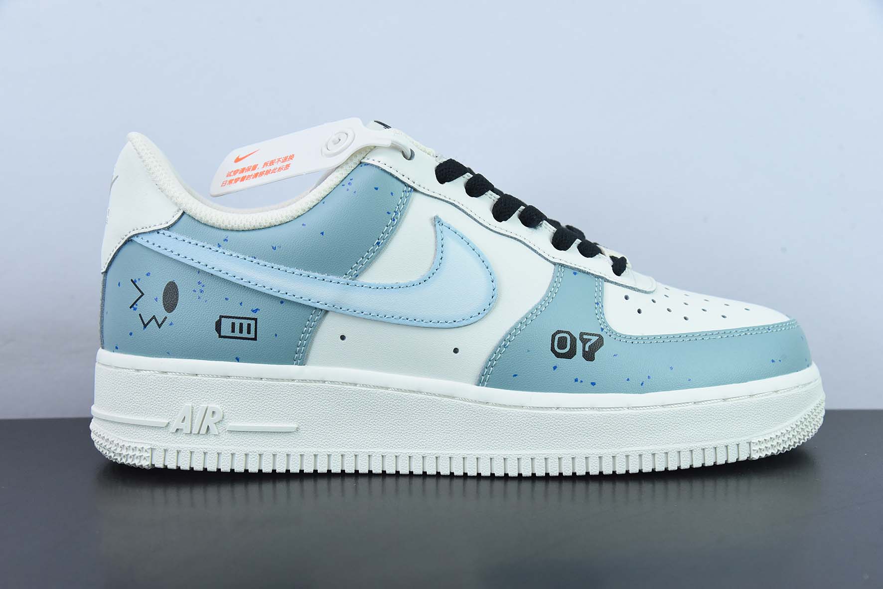 리그 오브 레전드 테마 나이키 에어 포스 1 로우 07 루반 7 스킨 에어 포스 원 아이템 번호: CW2568-033 사이즈: 36-44