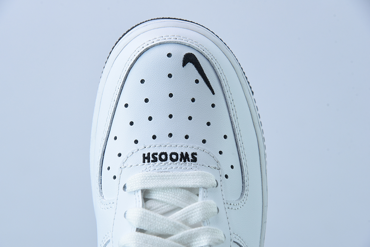 나이키 에어 포스 1 AF1 에어 포스 원/로우탑 화이트 블랙 그레이 테일 자수 아이템: CT5531-100 사이즈: 35.5-44