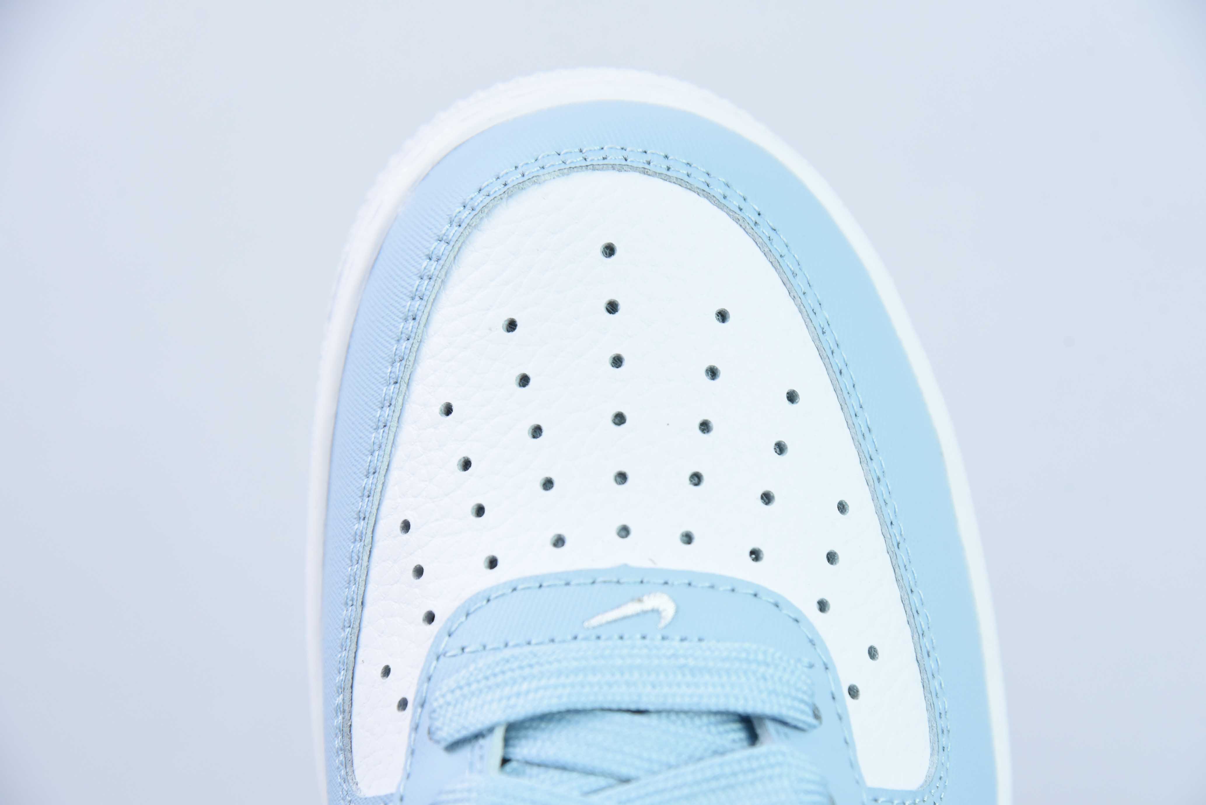 NK 에어 포스 1 07 로우 에어 포스 원 로우 탑 백 캐주얼 스포츠 보드 슈즈 아이템 : FZ4627-400 사이즈 : 36-44